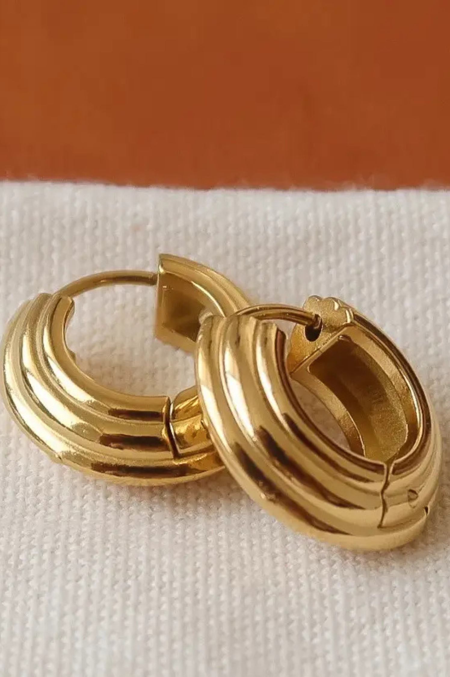 Juliette Hoop Earrings