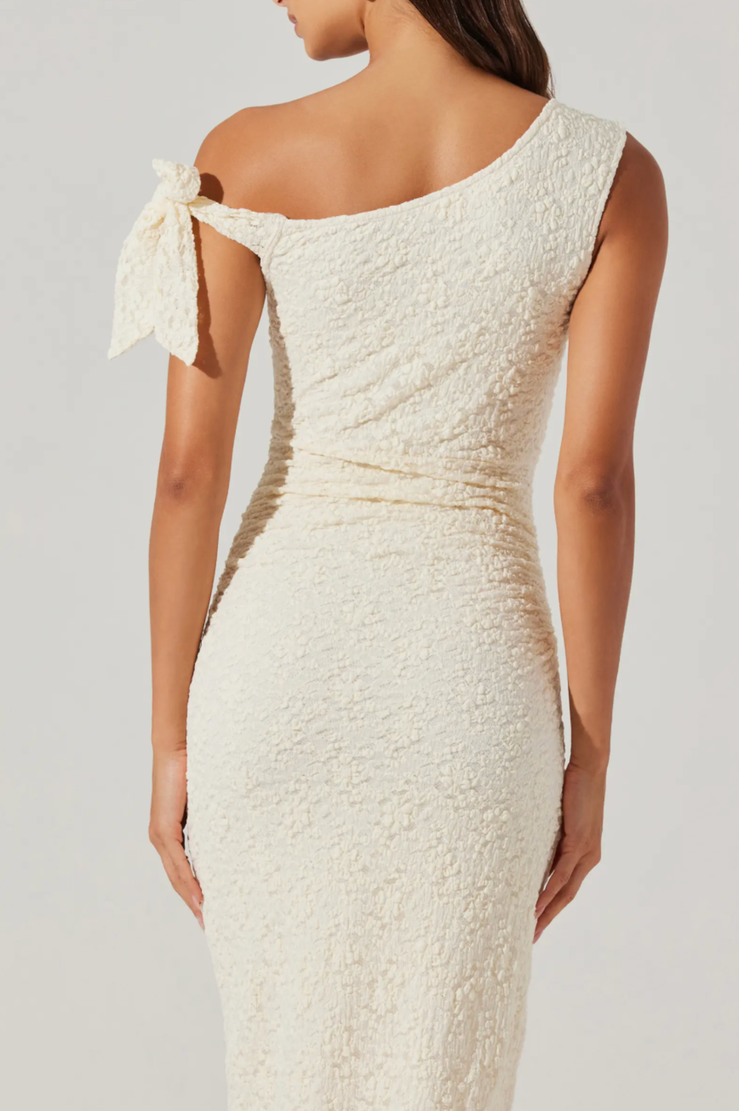 Emely Floral One-Shoulder Stretch Lace Dress