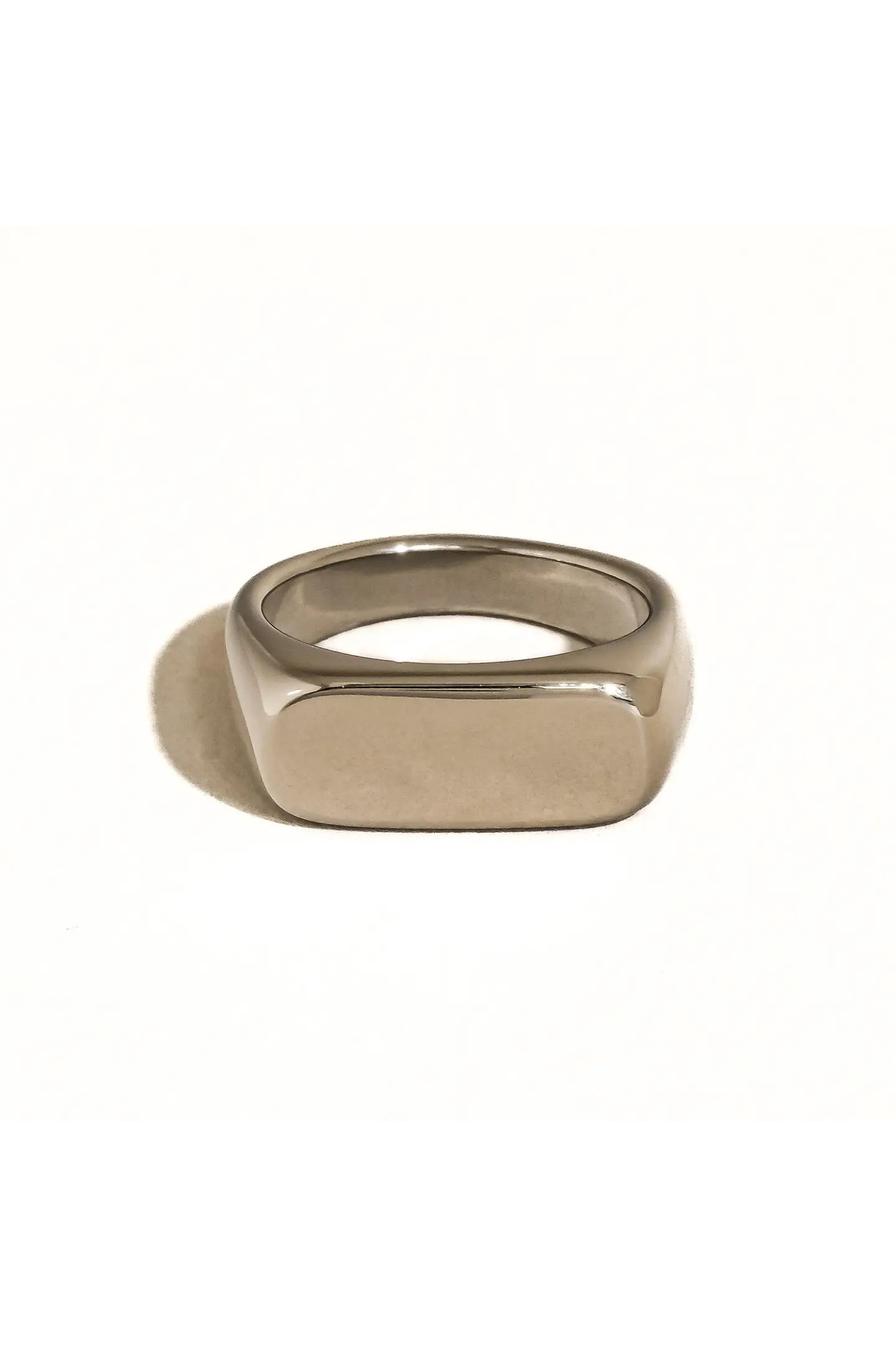 Glayce Signet Ring