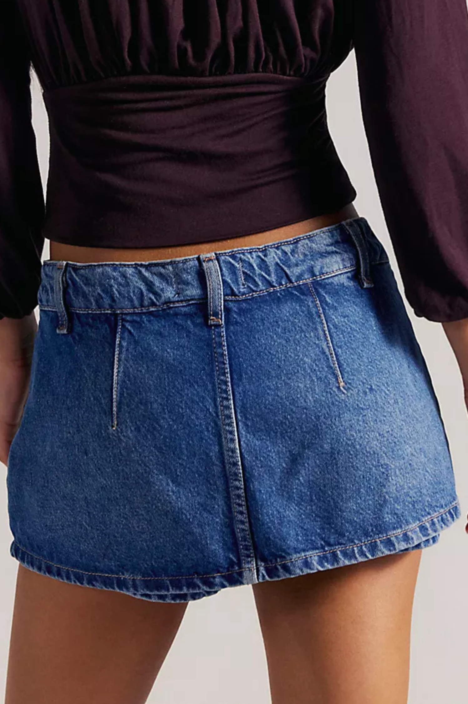 Gallivanting Skort