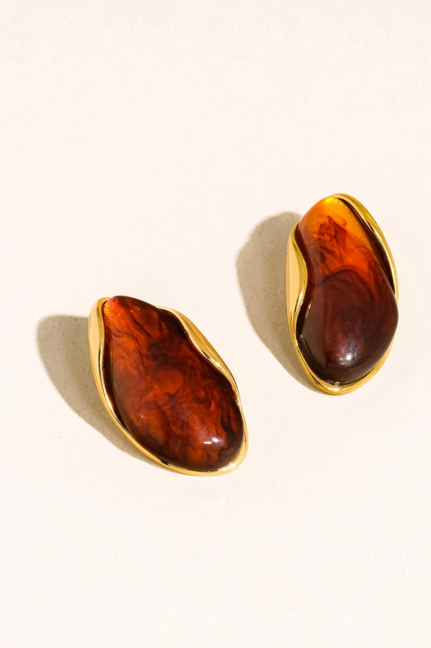 Maélie Resin Drop Earrings