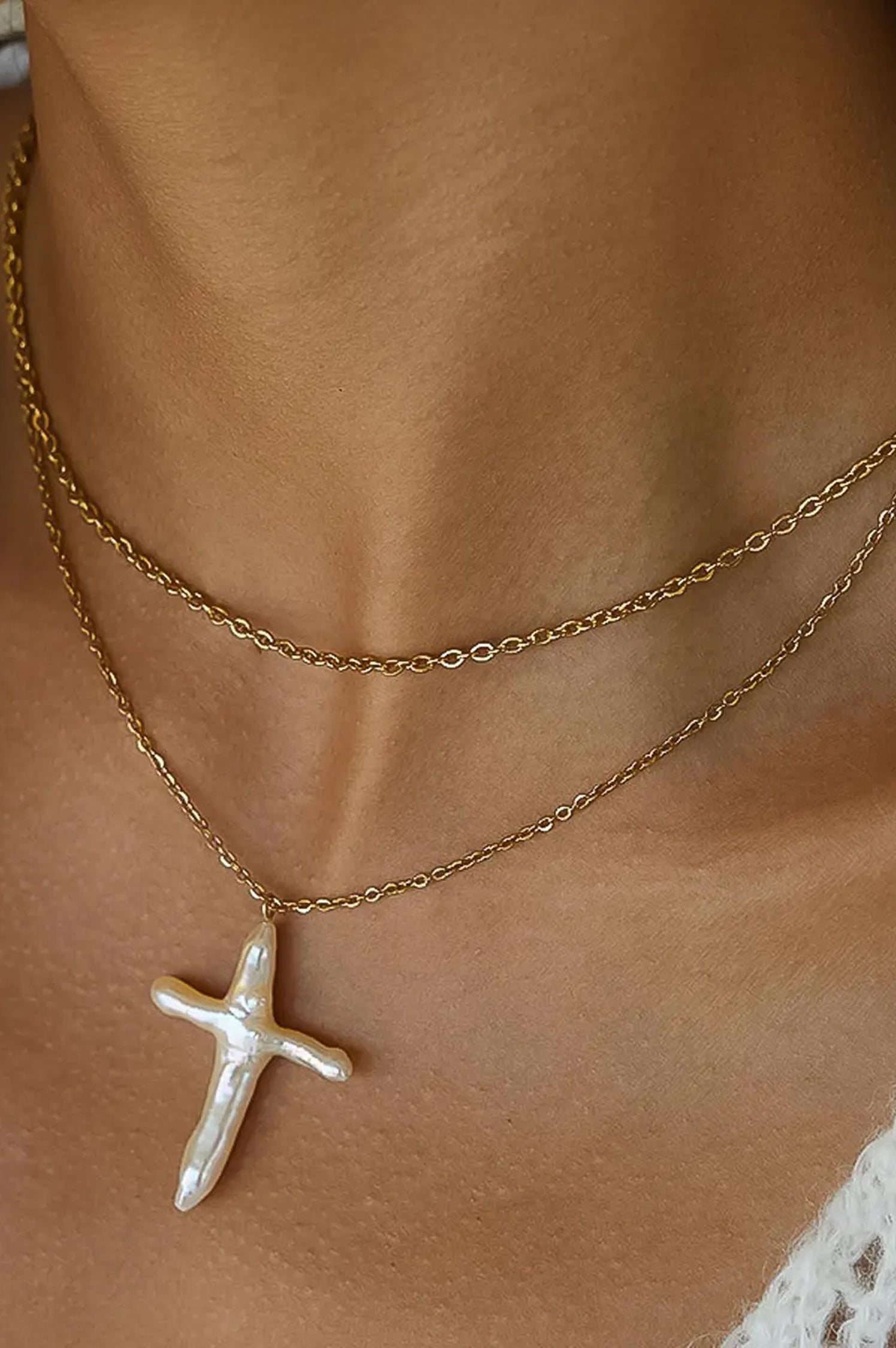 Aurise Freshwater Pearl Cross Necklace