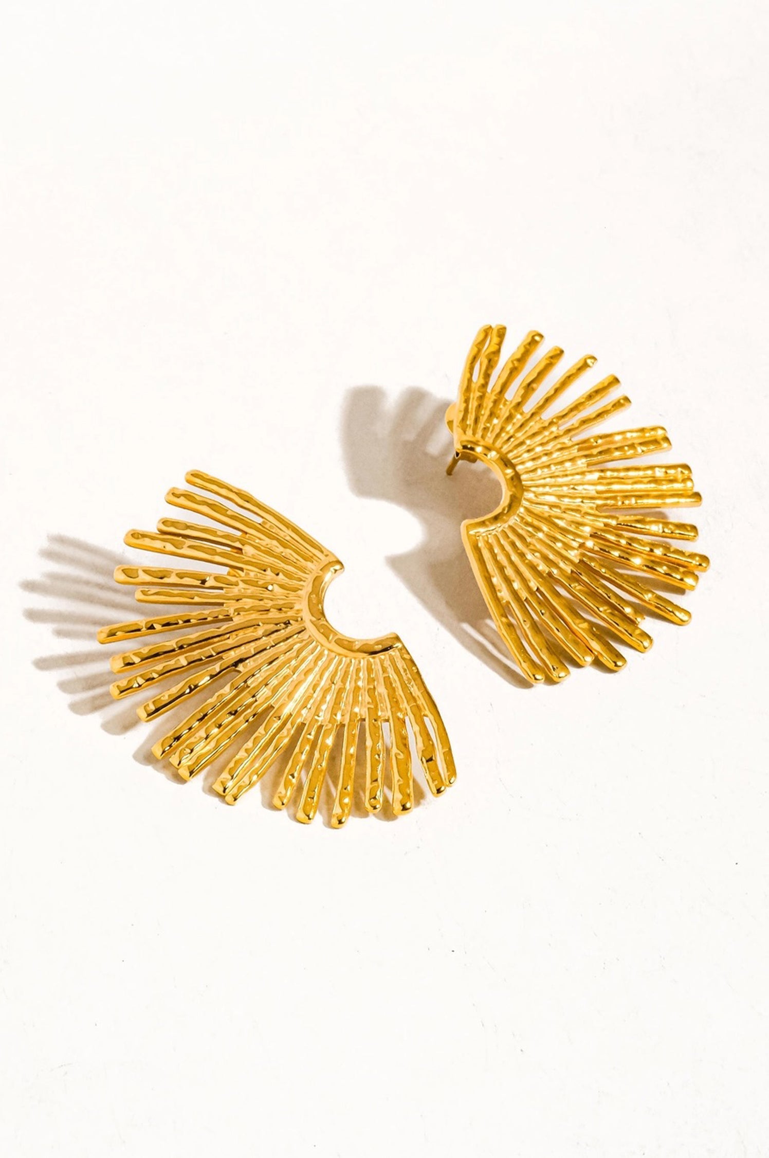 BISOUS SUNBURST EARRING