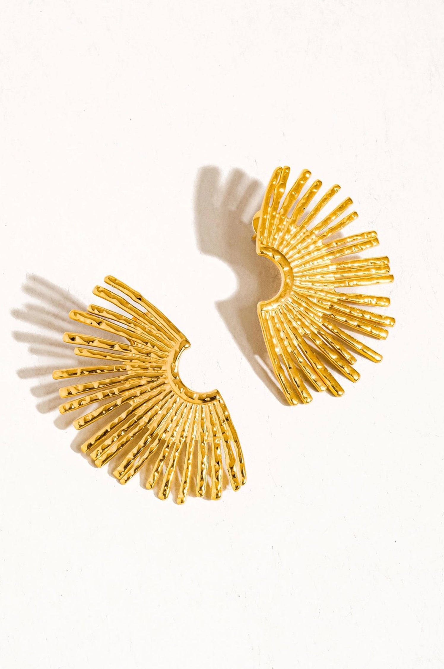 BISOUS SUNBURST EARRING