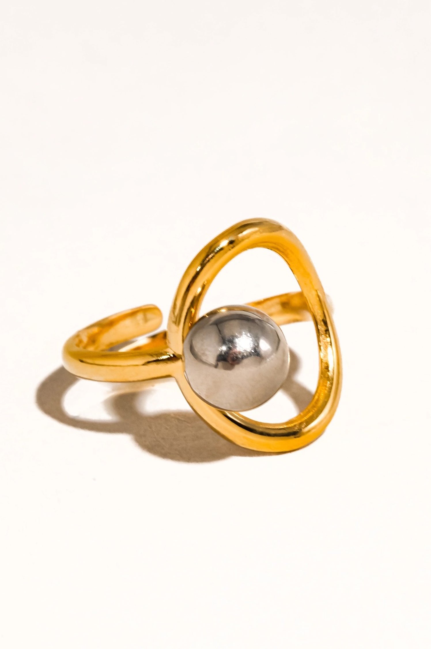Sibylle Two Tone Round Ring