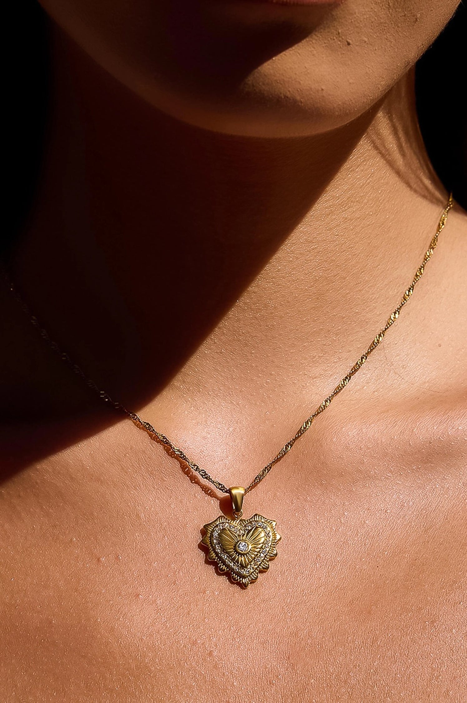 Valea Heart Pendant Necklace