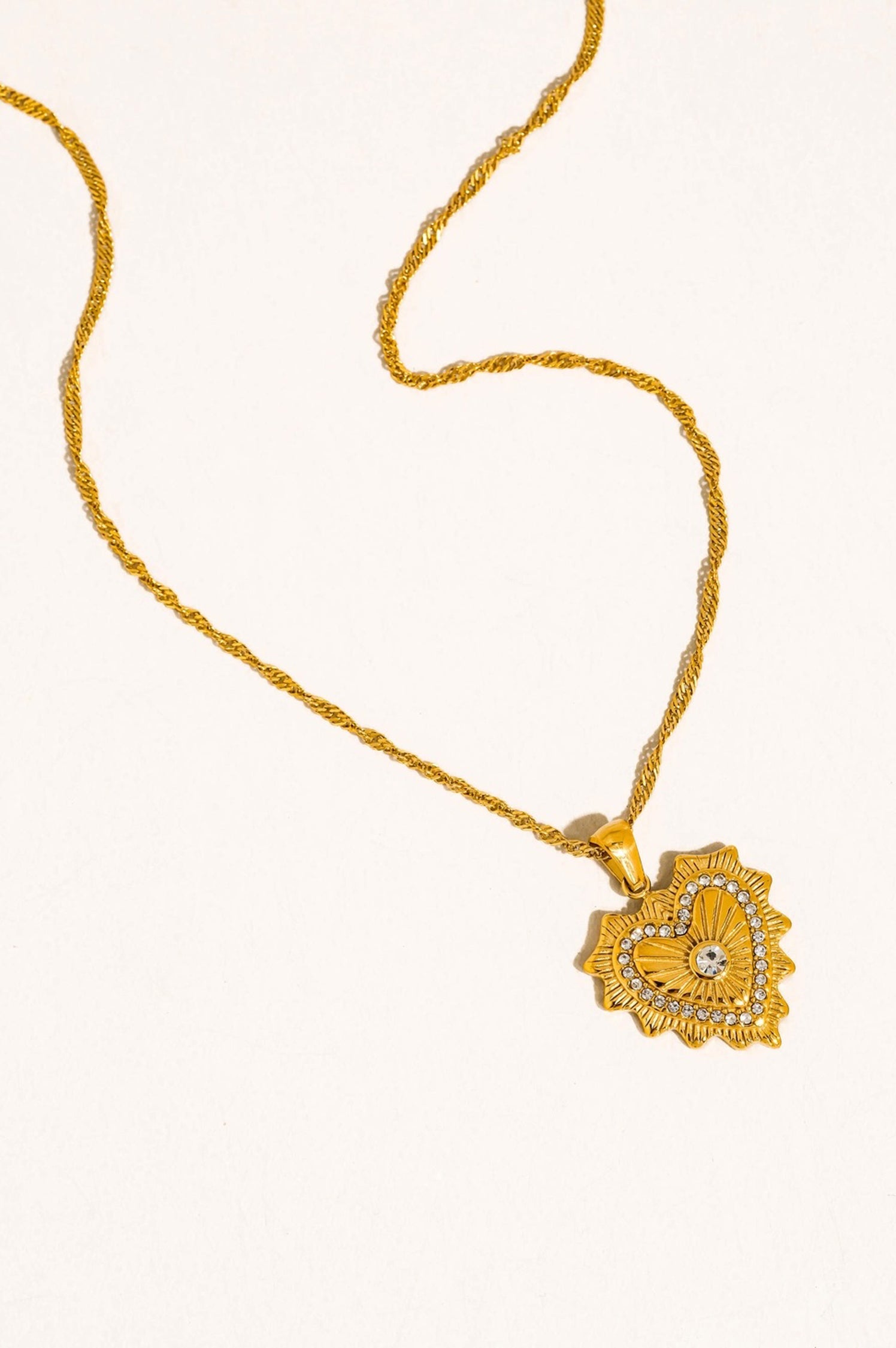 Valea Heart Pendant Necklace