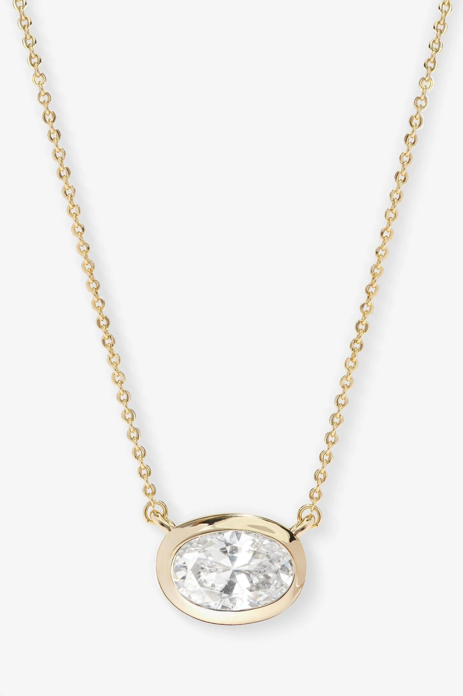 SHE'S A BOSS PENDANT NECKLACE