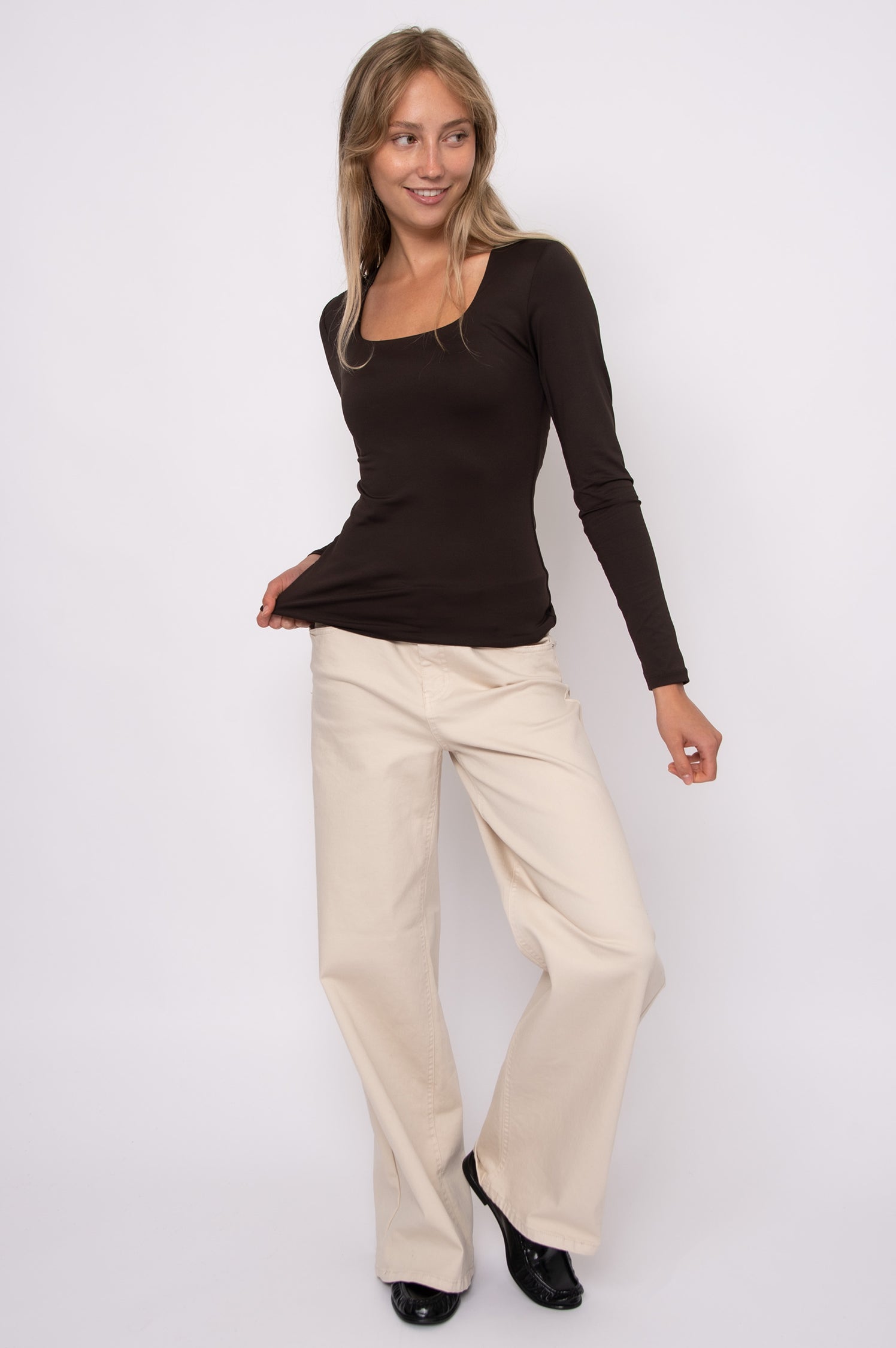MARIANA SECOND SKIN LS SCOOP TOP