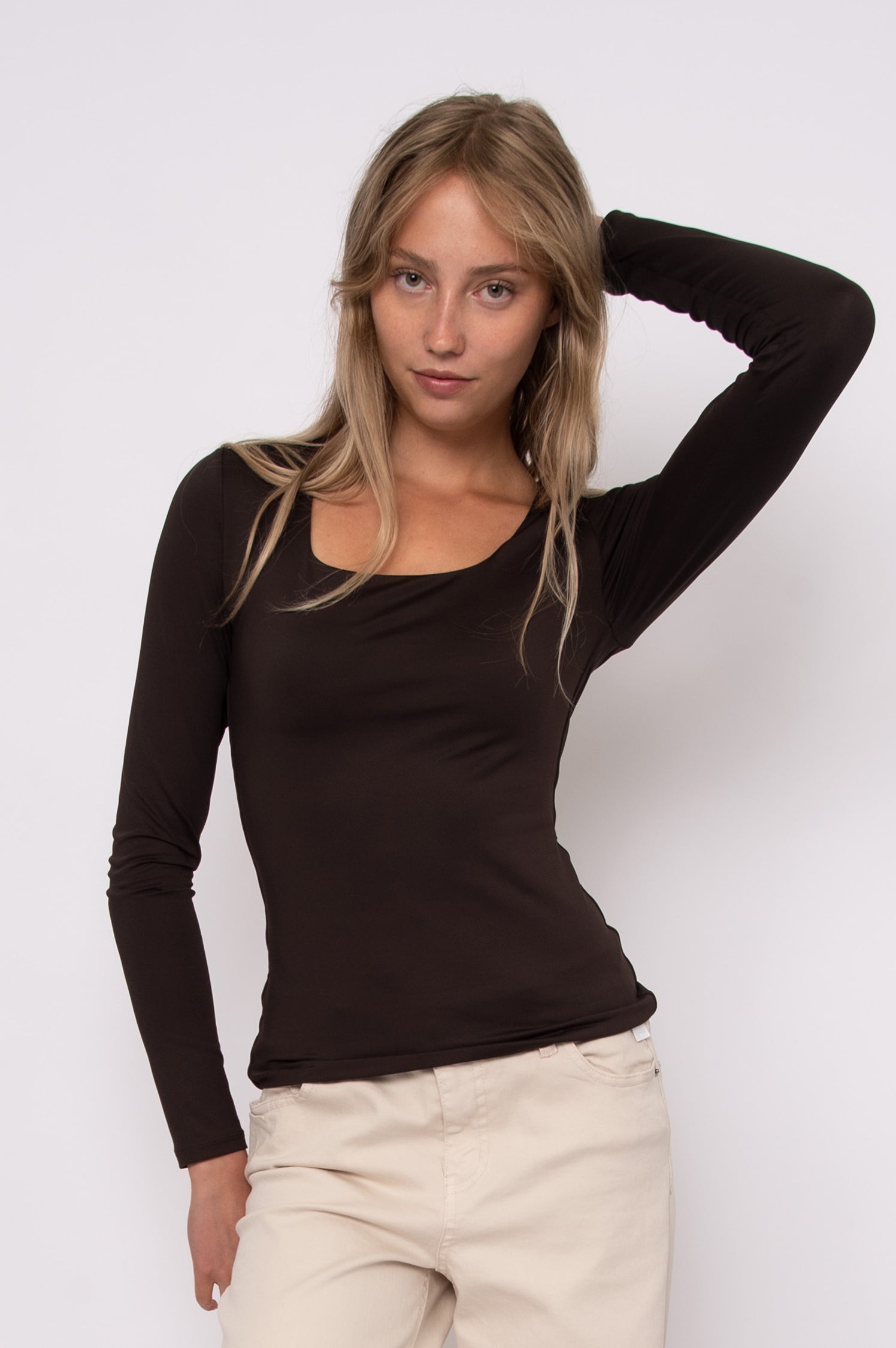 MARIANA SECOND SKIN LS SCOOP TOP