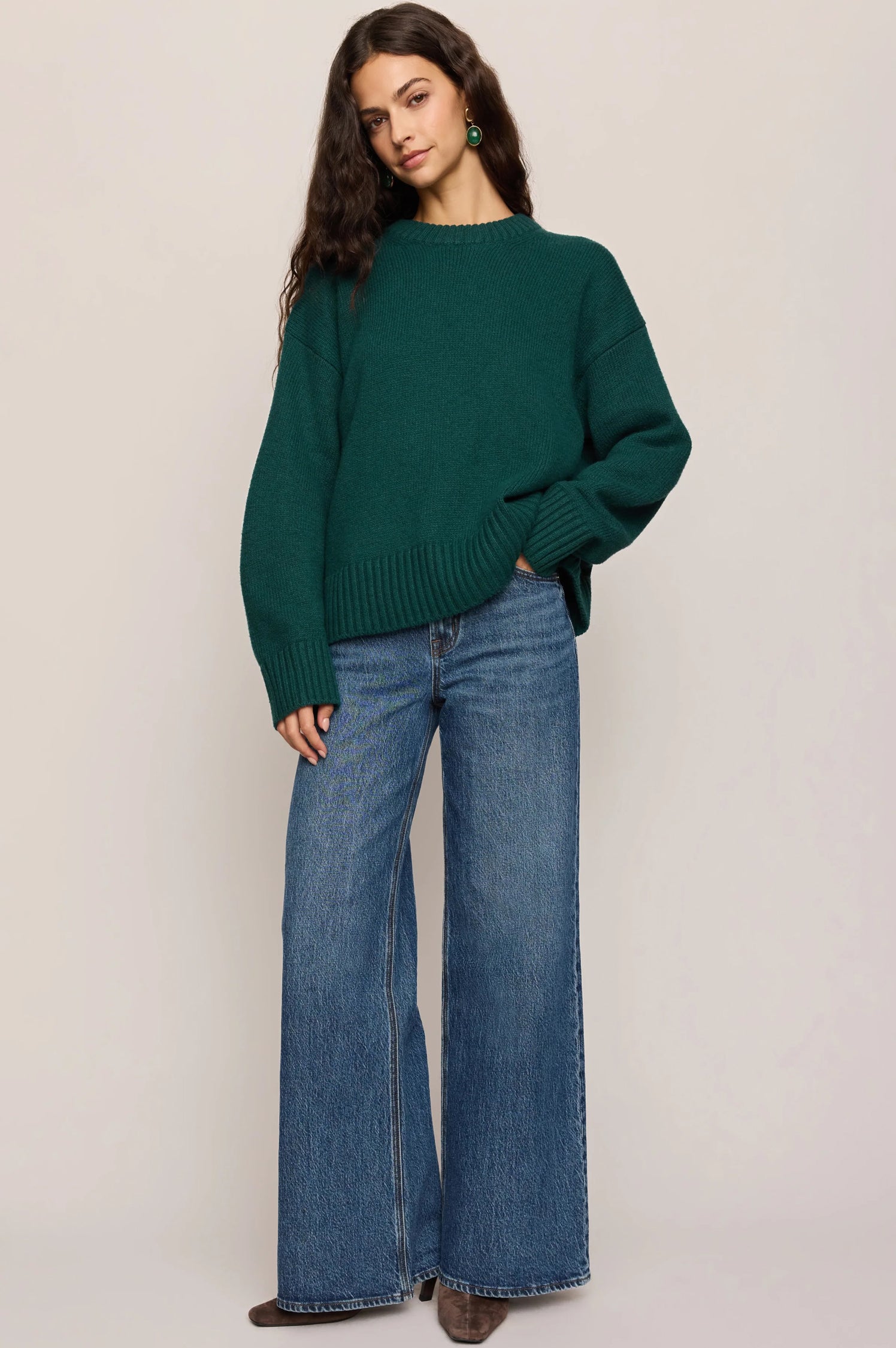 CLOUD SPUN SHAPED CREW SWEATER