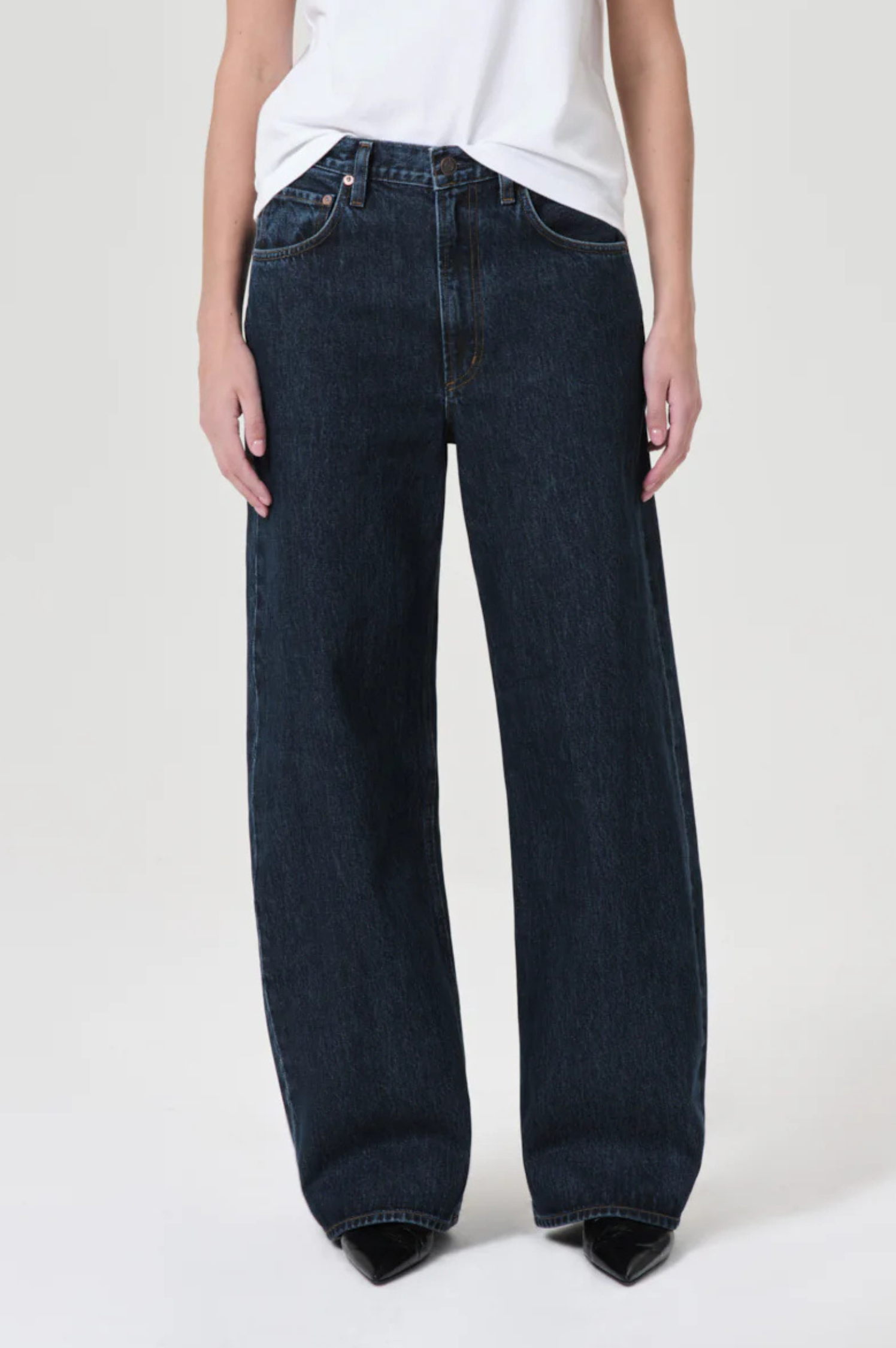 Low Curve Jean- Pendulum