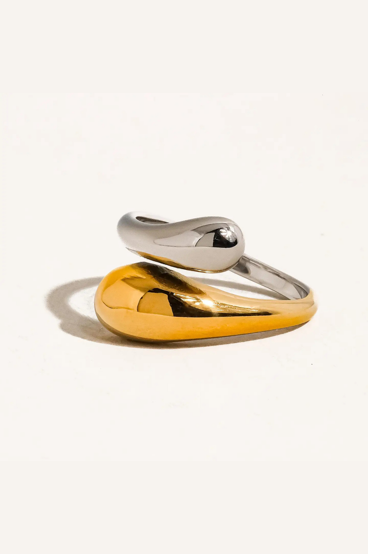 Gabrielle Open Twist Ring