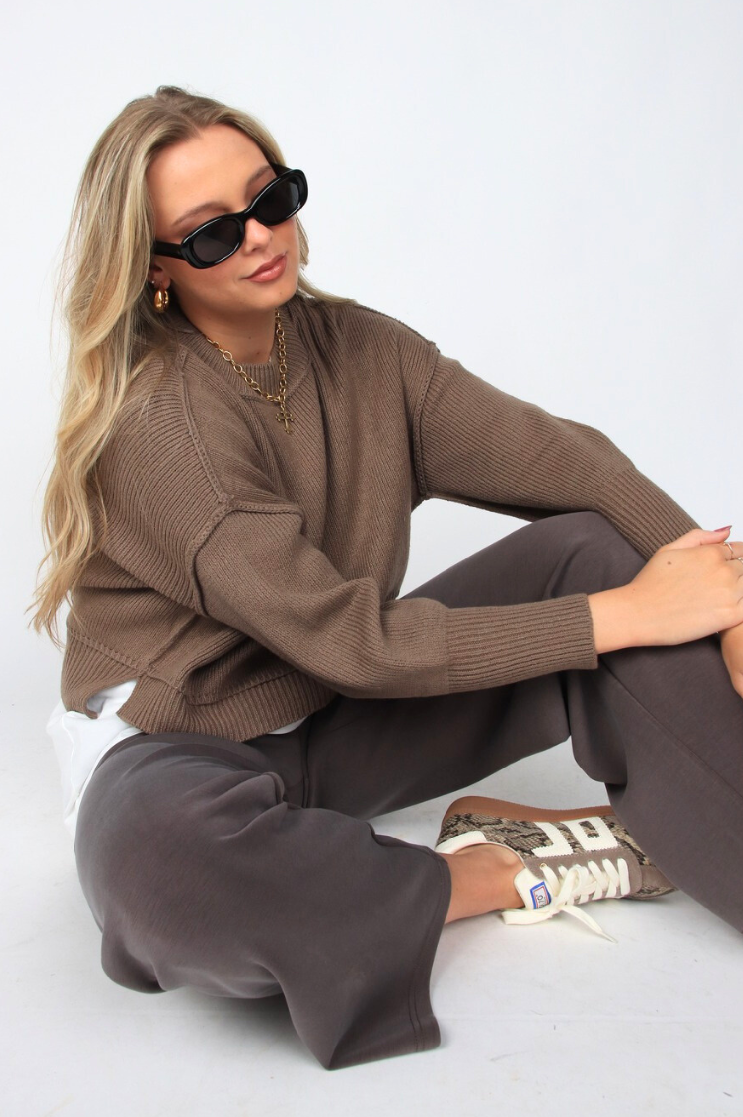 Sumire Crewneck Pullover