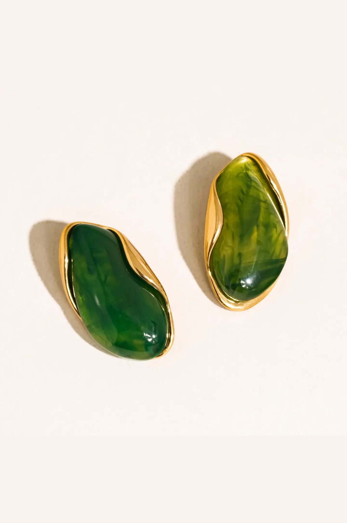 Maélie Resin Drop Earrings