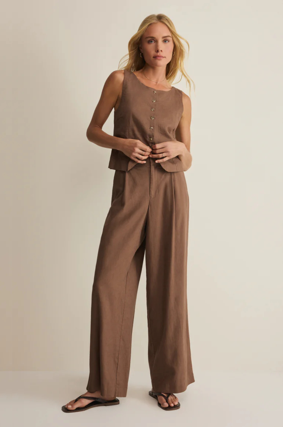 Roman Linen Vest