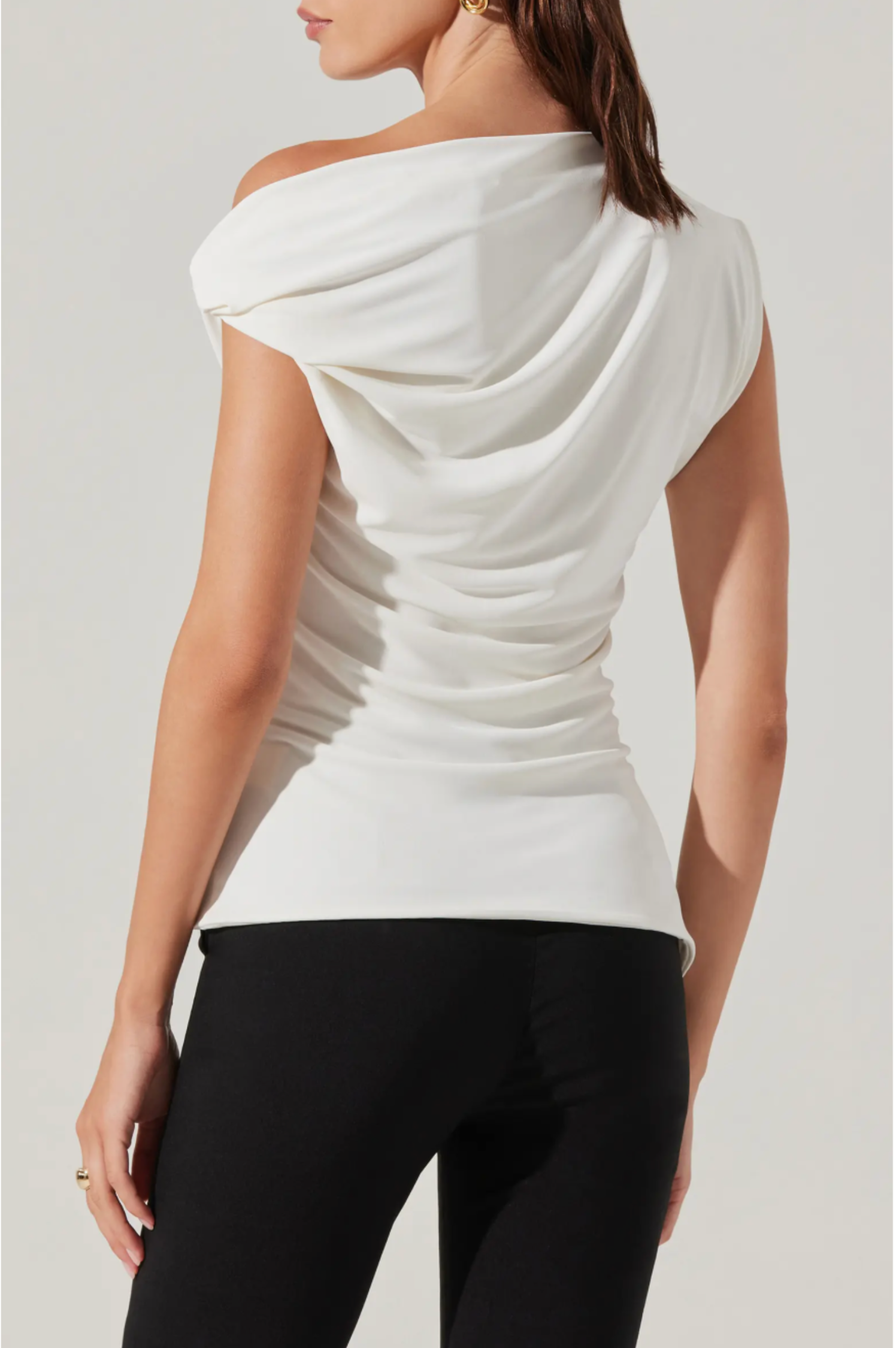 Aphra One-Shoulder Top