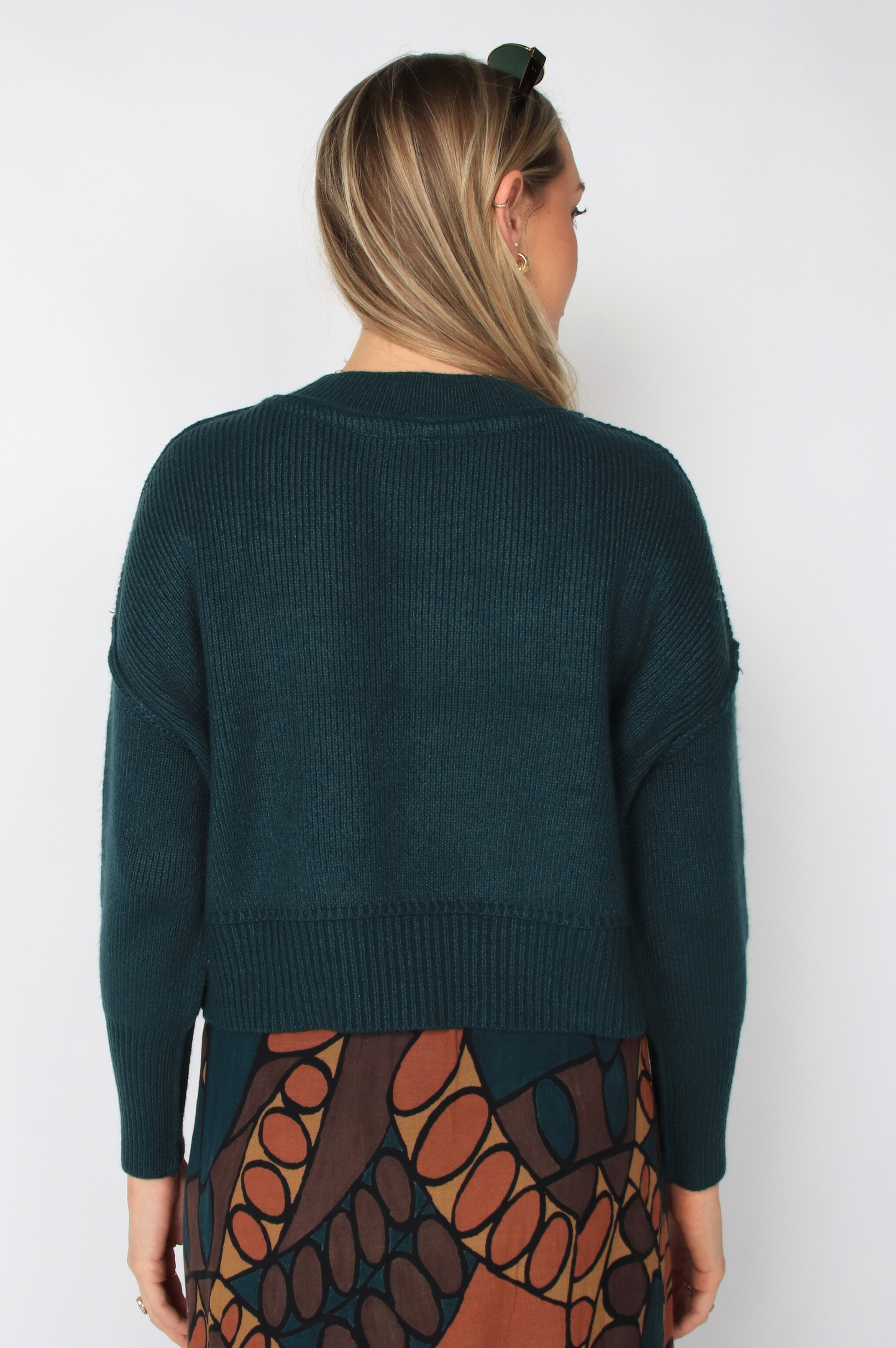 Sumire Crewneck Pullover