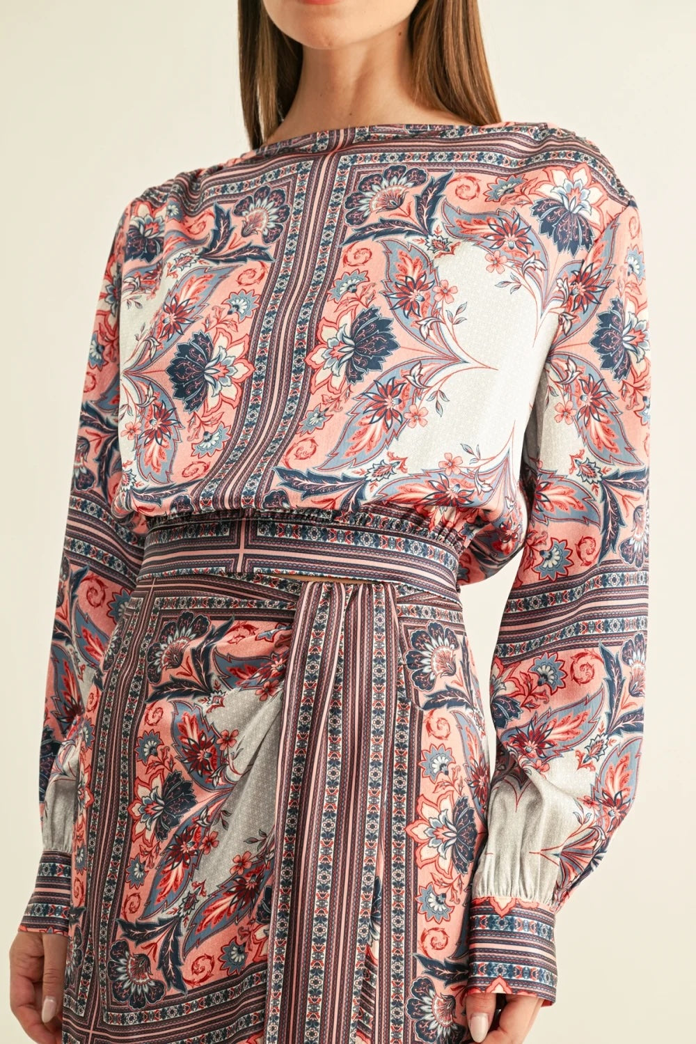 NIKO BOAT NECK LONG SLEEVE TOP