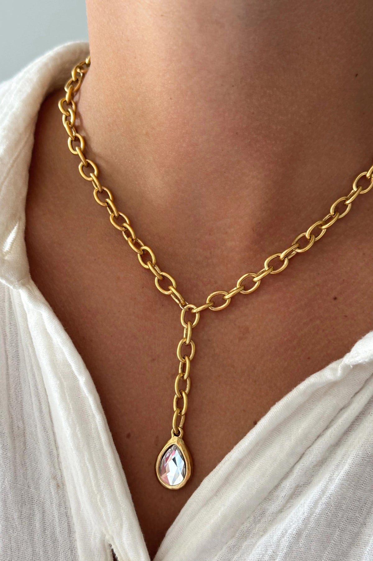 PEAR LARIAT NECKLACE
