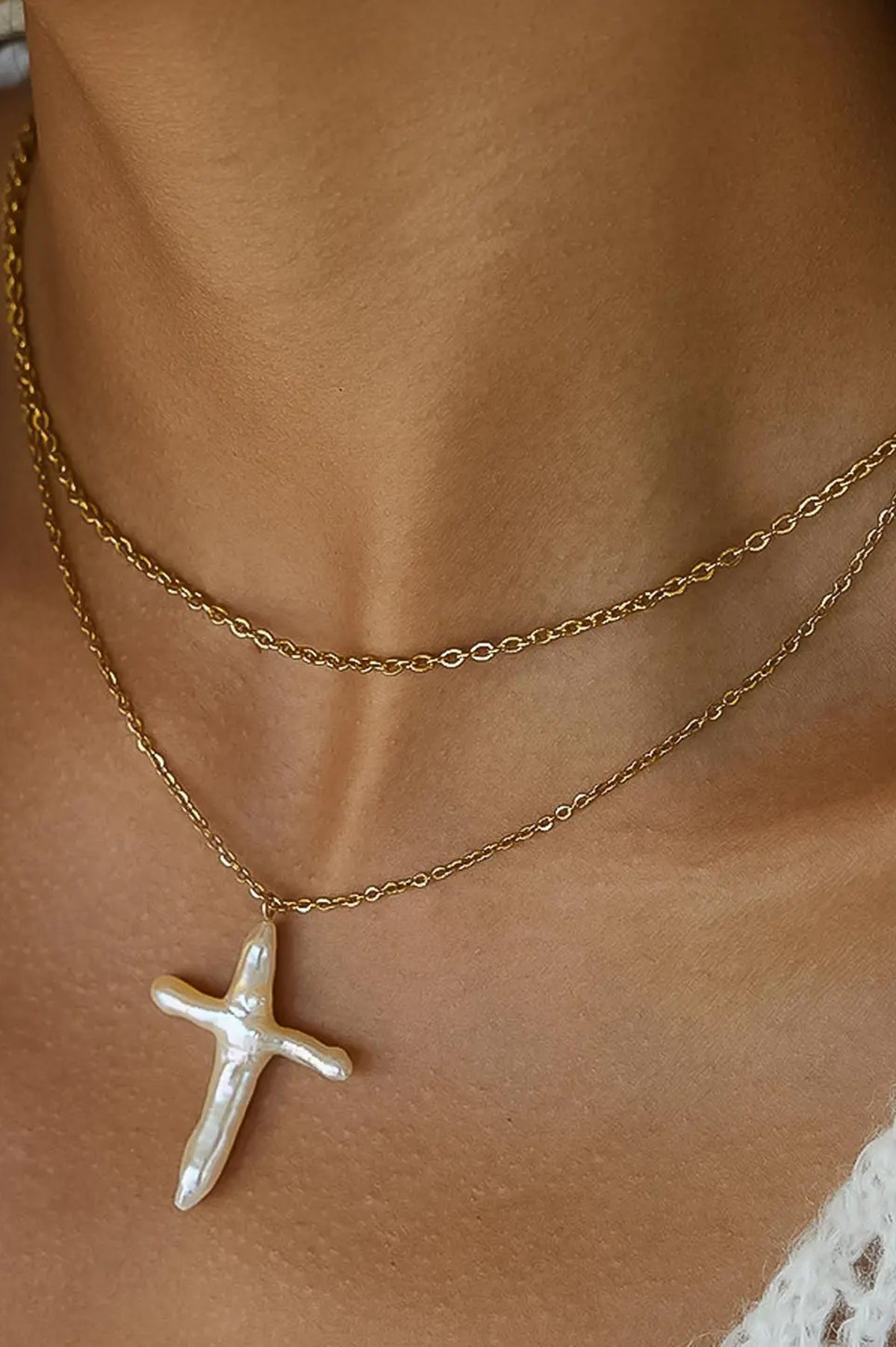 Aurise Freshwater Pearl Cross Necklace