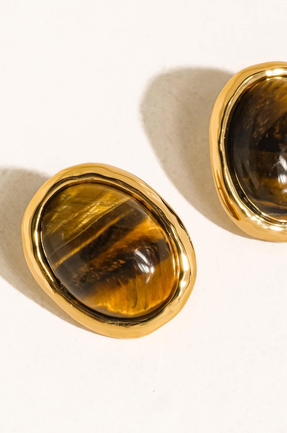 DAHLIA VINTAGE NATURAL STONE EARRING