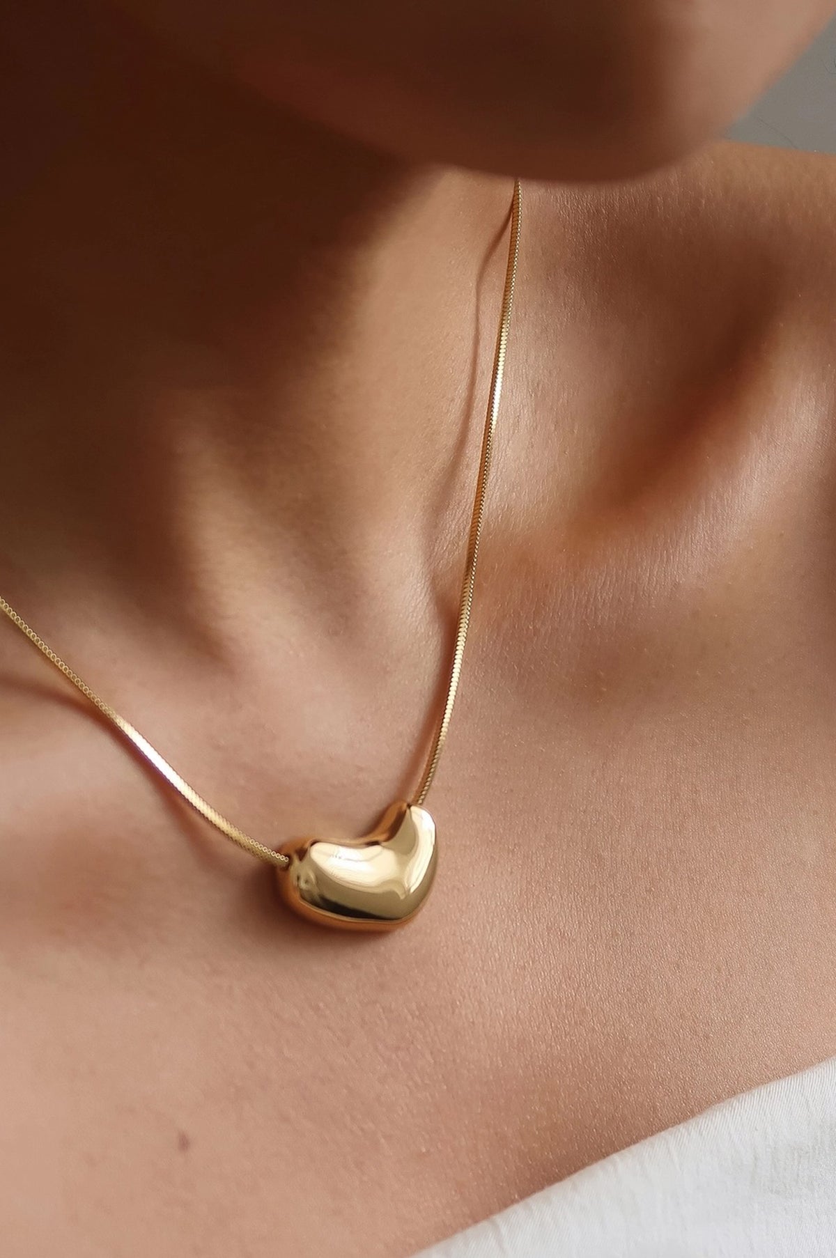 LOUIS PUFFY HEART NECKLACE
