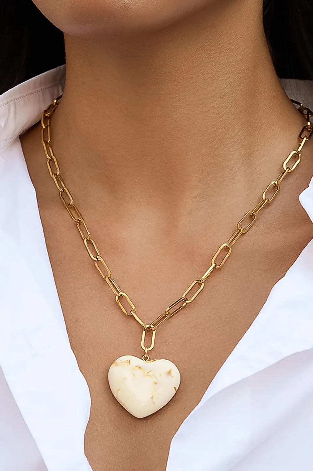 Rouelle Heart Chain Necklace