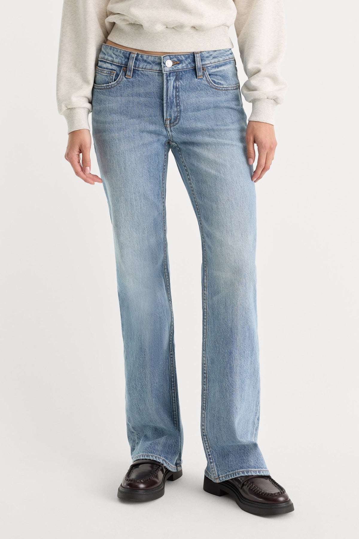 VINTAGE LOW LOOSE JEANS