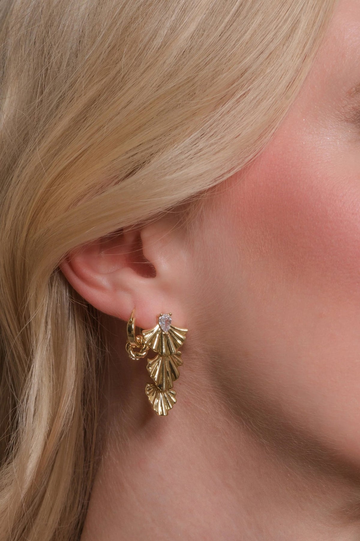 DREW DROP FAN EARRINGS