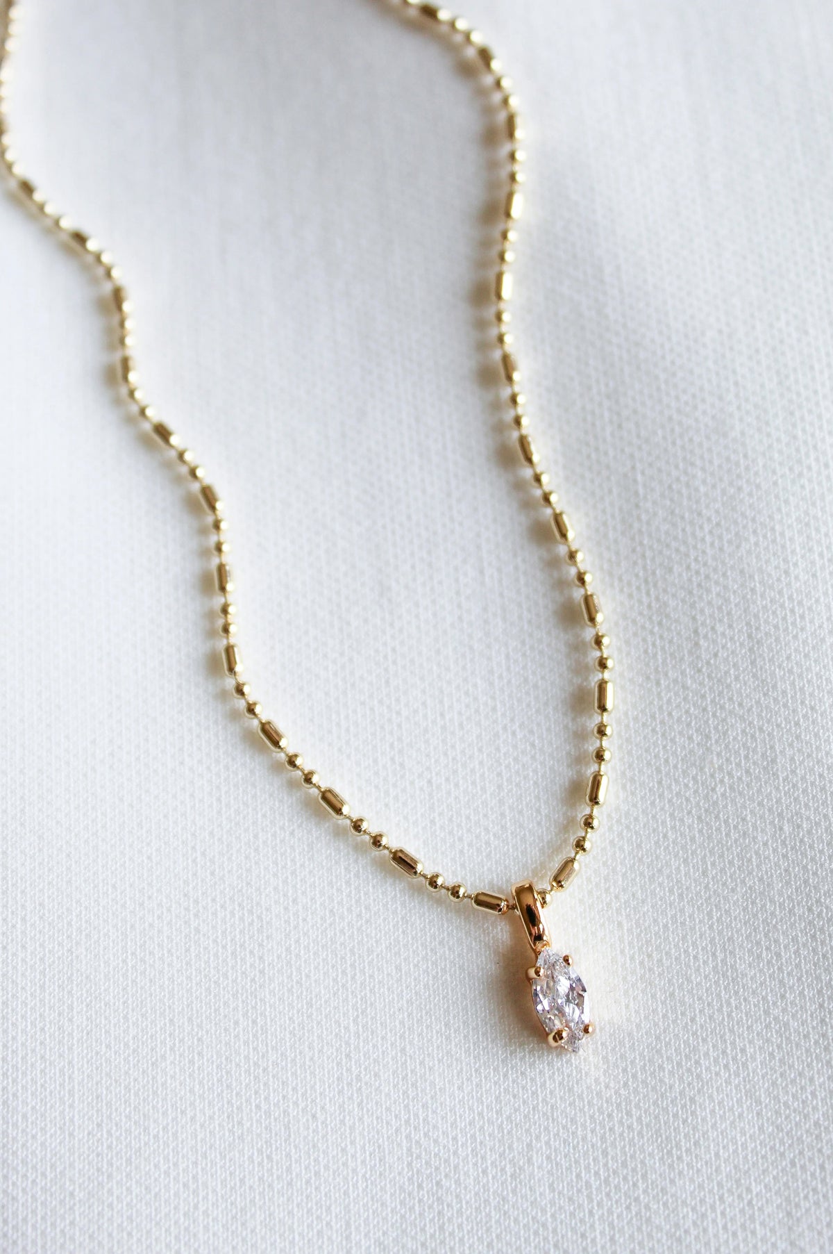 GRACE DROP NECKLACE