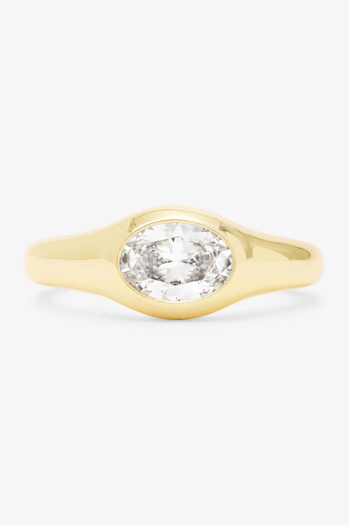 SHE'S A BOSS SIGNET RING