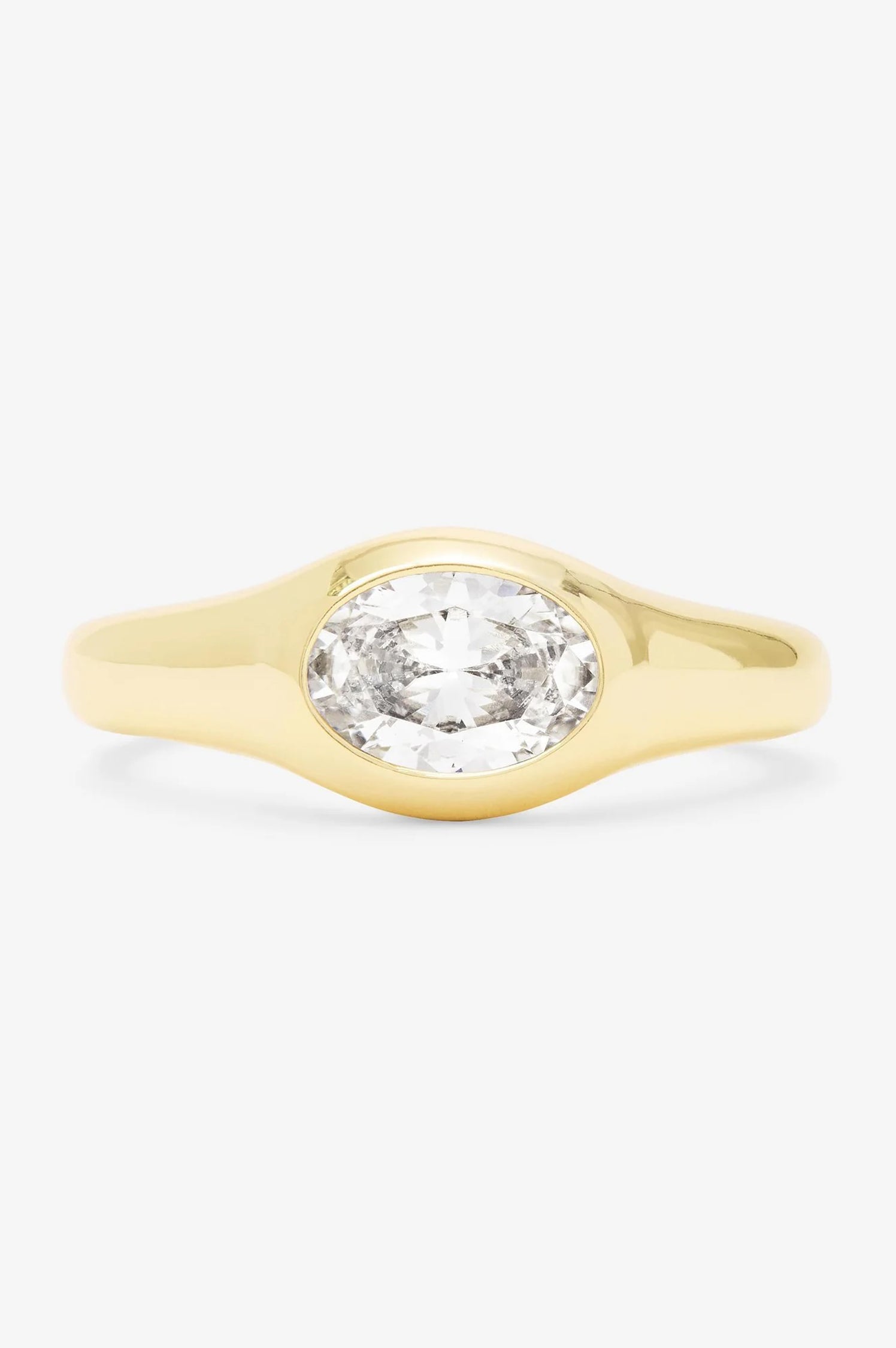SHE'S A BOSS SIGNET RING