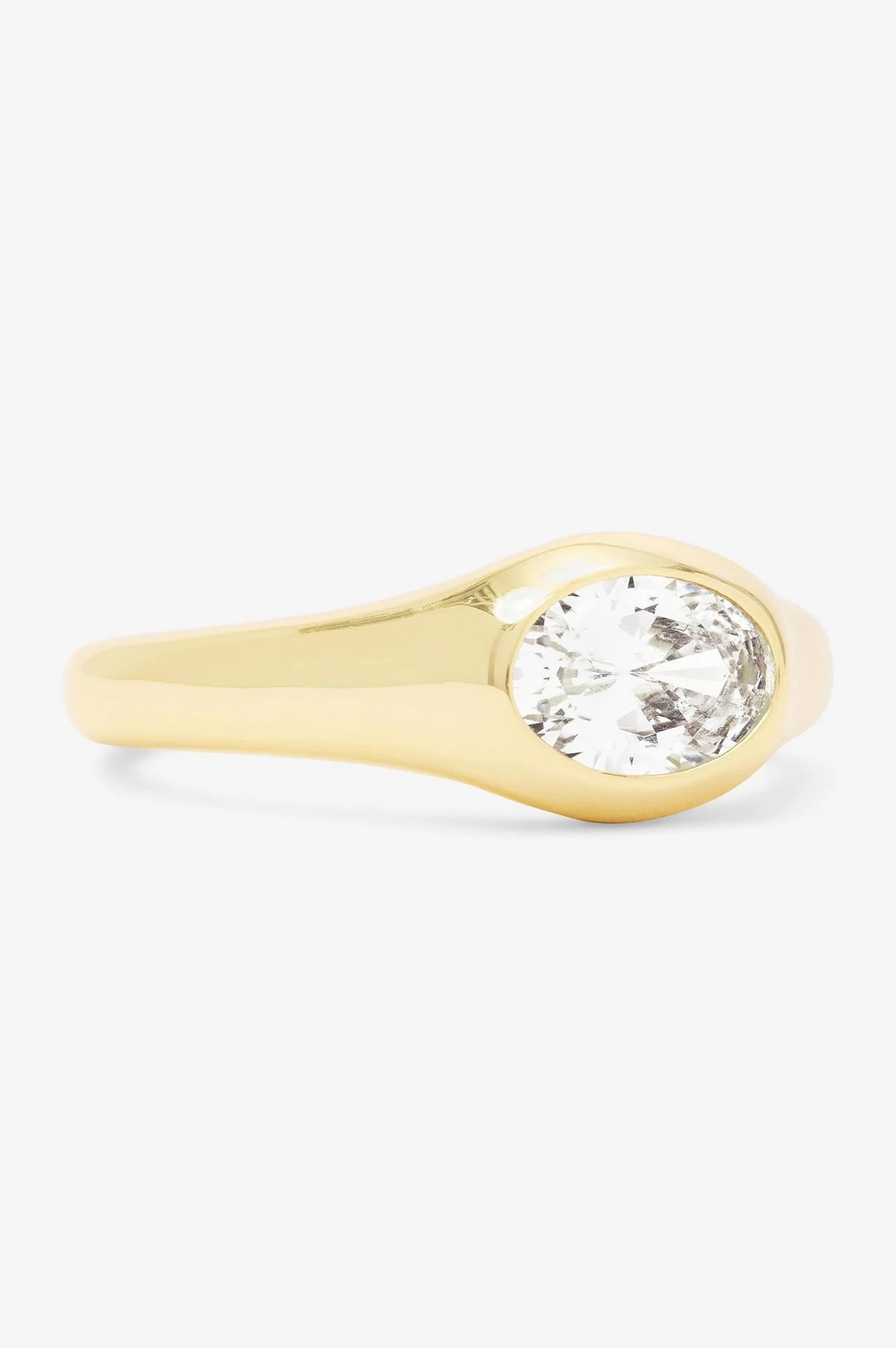 SHE'S A BOSS SIGNET RING