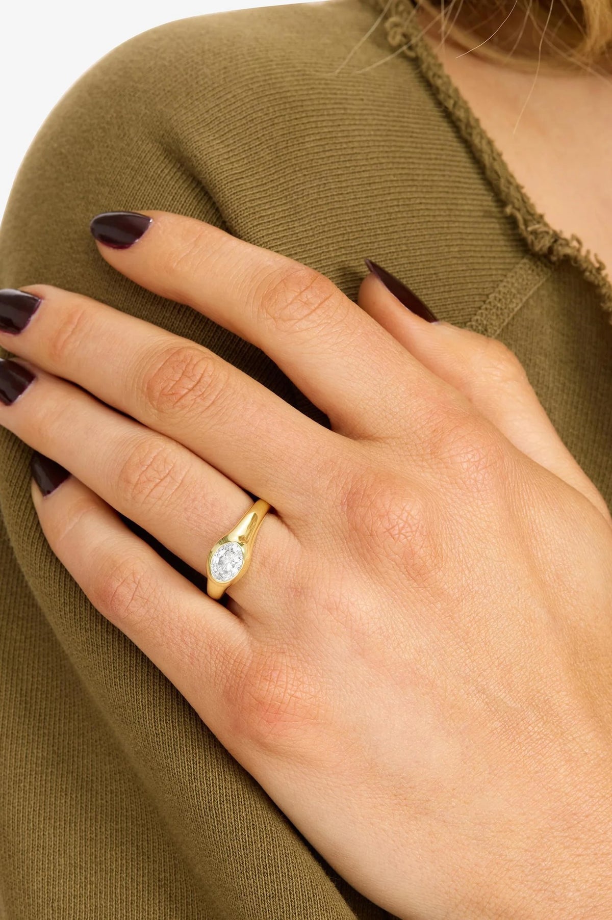 SHE'S A BOSS SIGNET RING