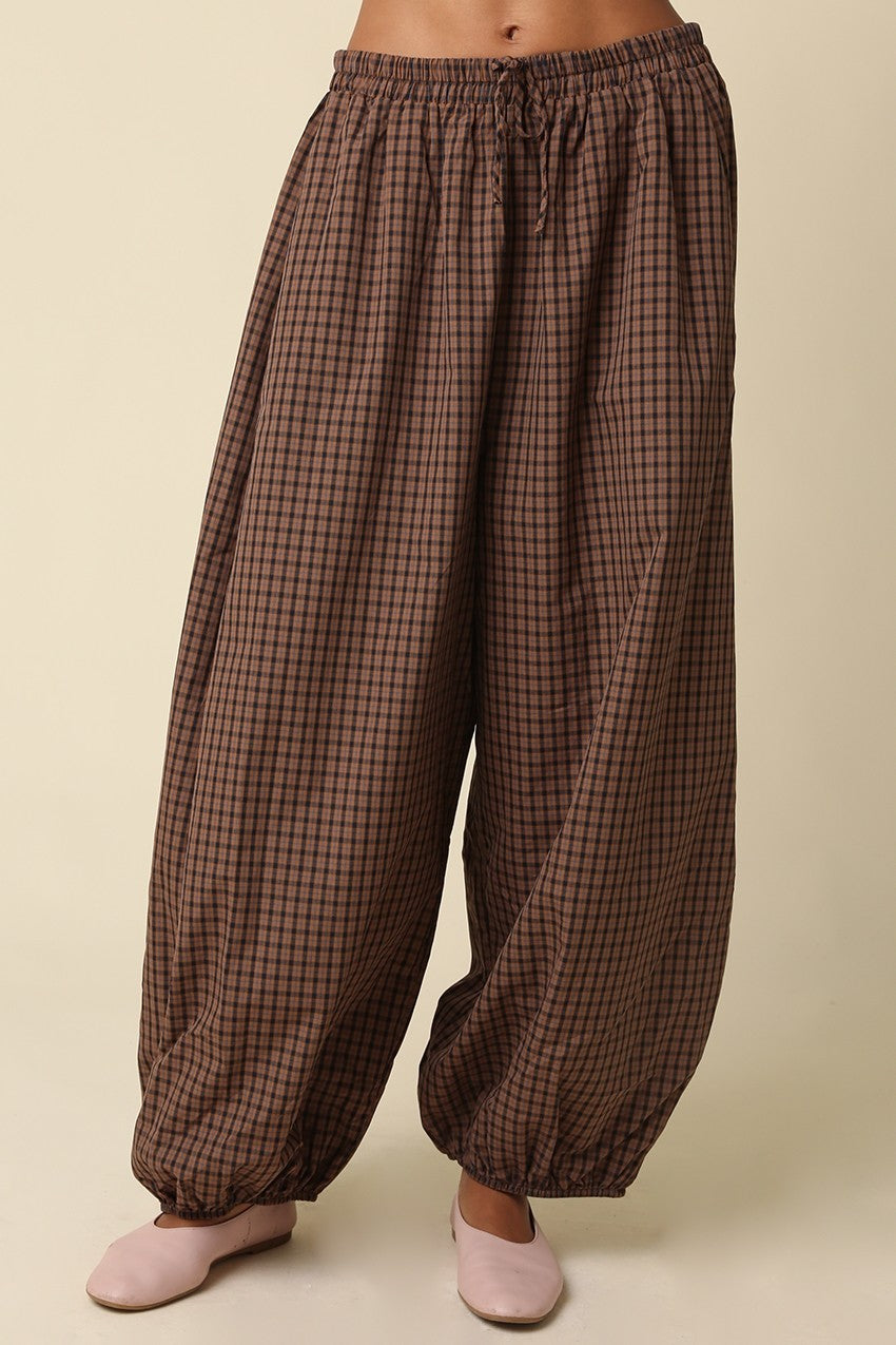 LACEY PLAID BALLOON PANTS