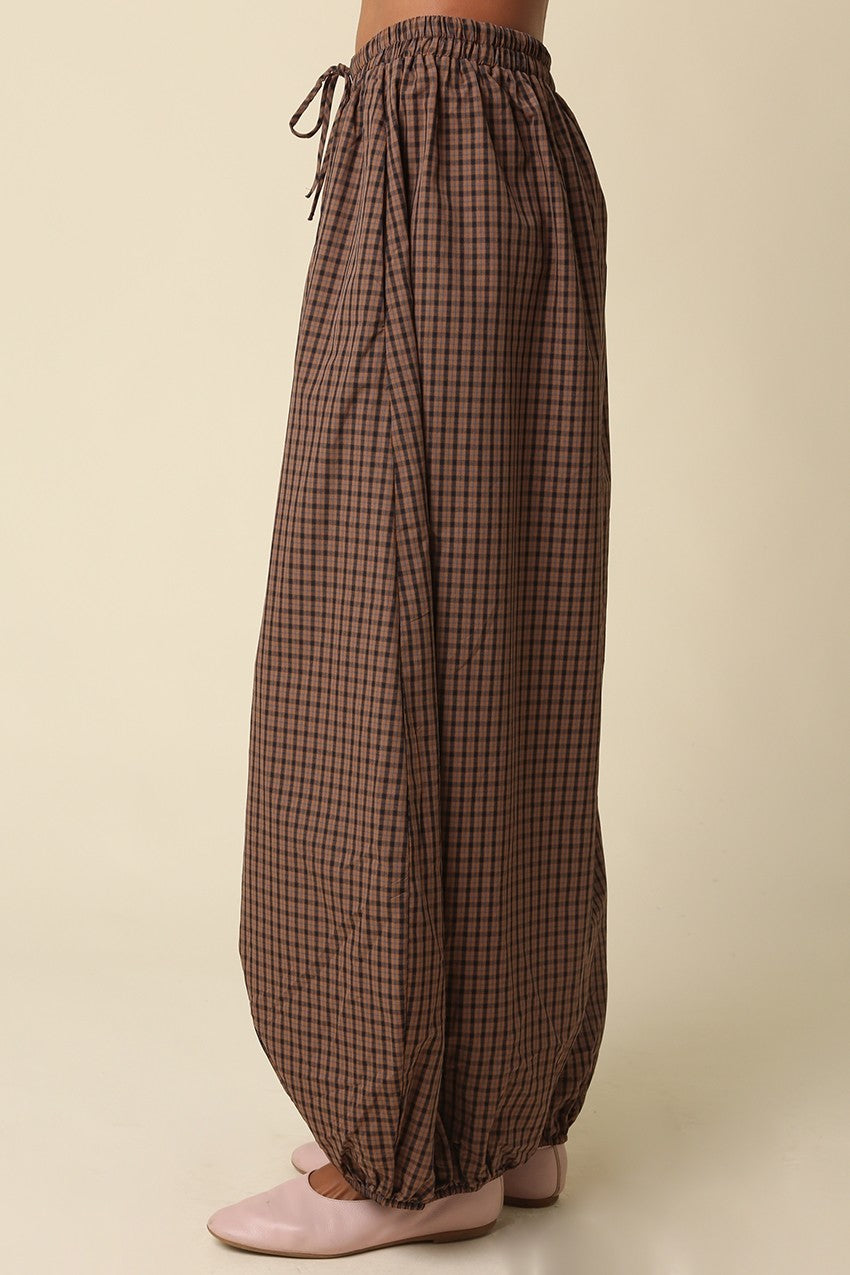 LACEY PLAID BALLOON PANTS