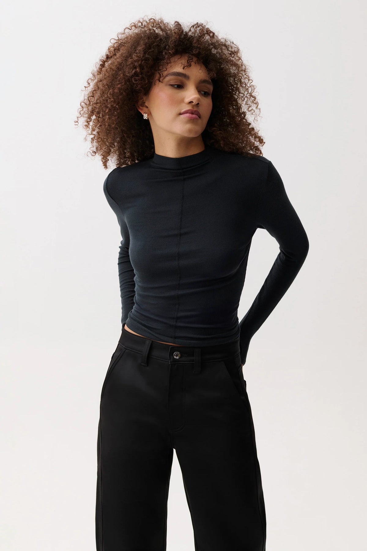 DARA LONG SLEEVE FUNNEL NECK TOP