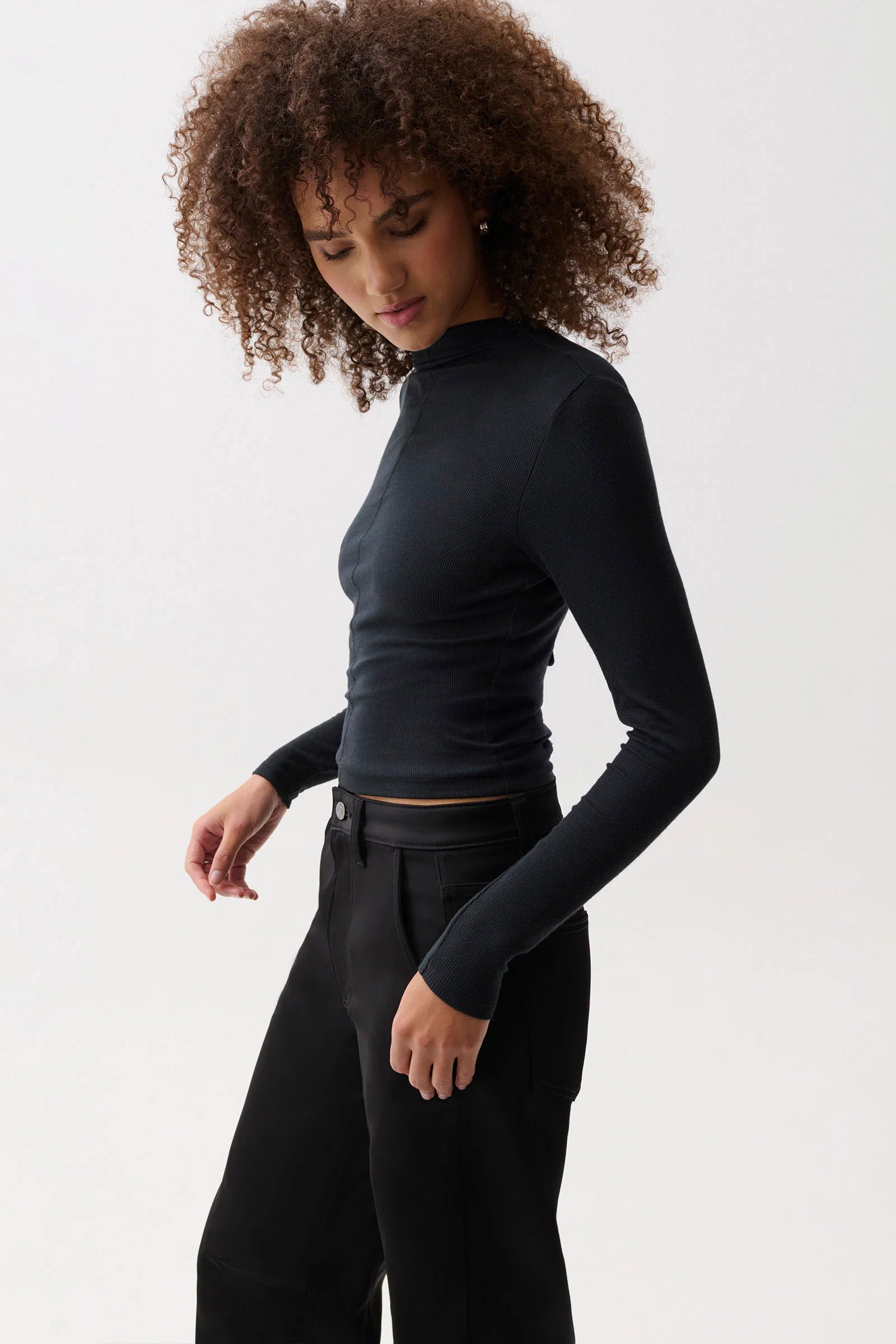 DARA LONG SLEEVE FUNNEL NECK TOP