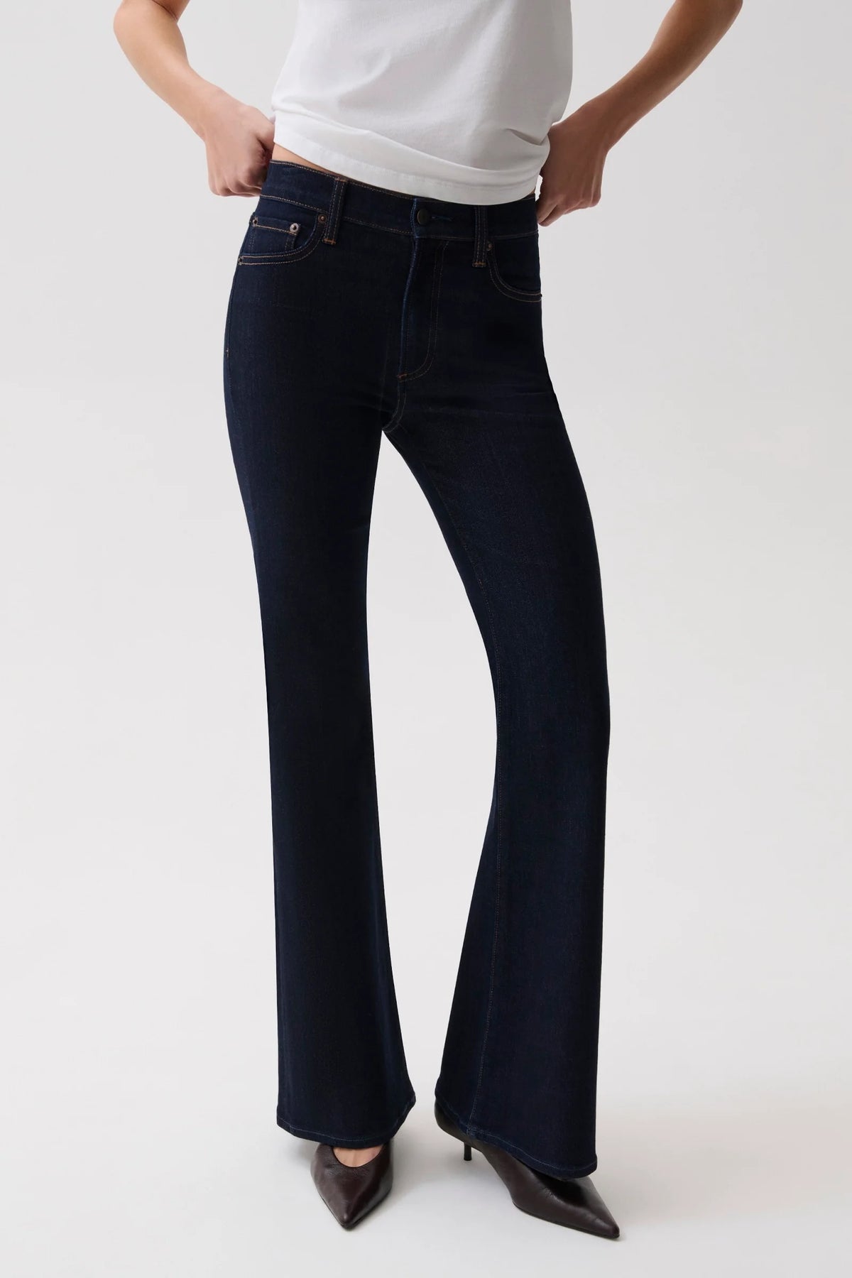 KINSLEY MID RISE ULTRA FLARE
