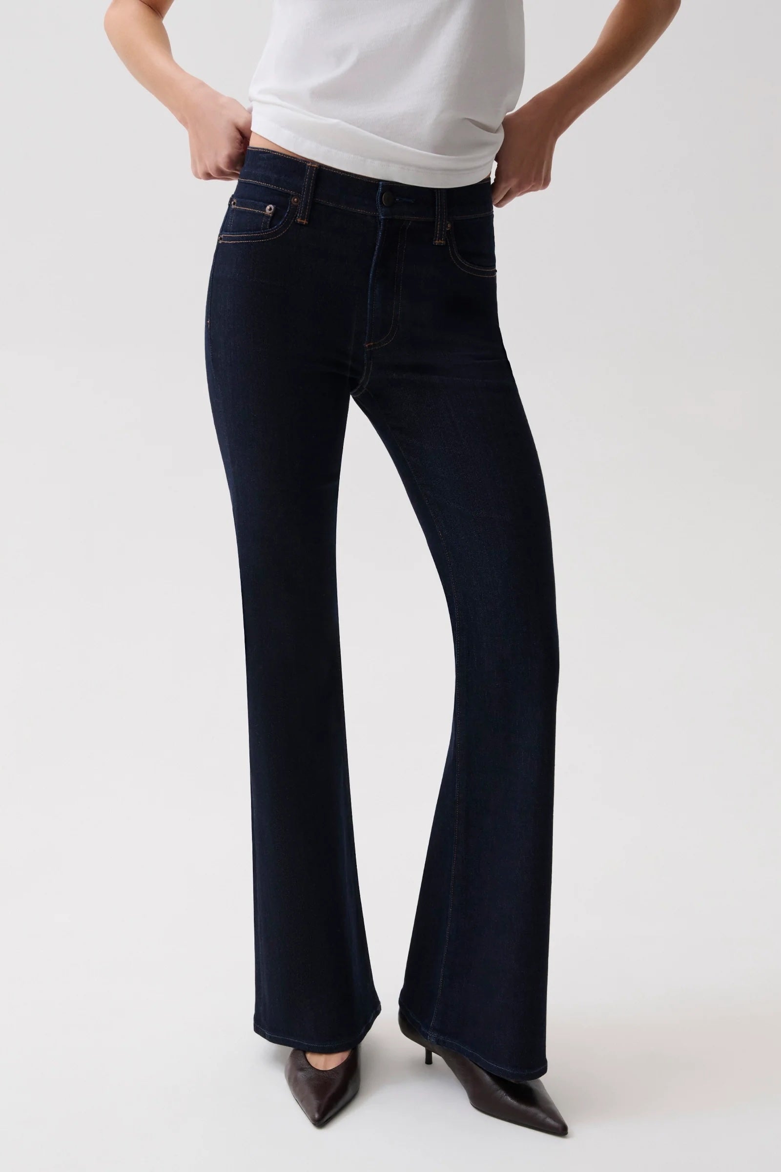 KINSLEY MID RISE ULTRA FLARE