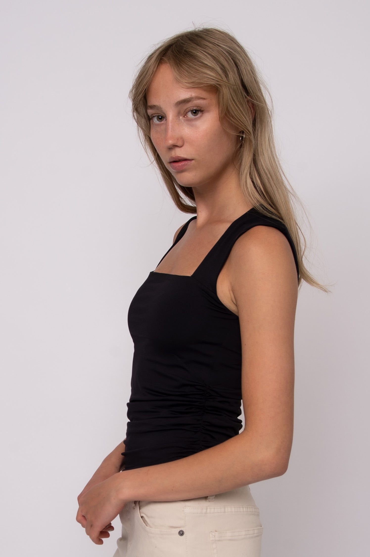 DAVINCI SECOND SKIN SQUARE NECK RUCHED TOP