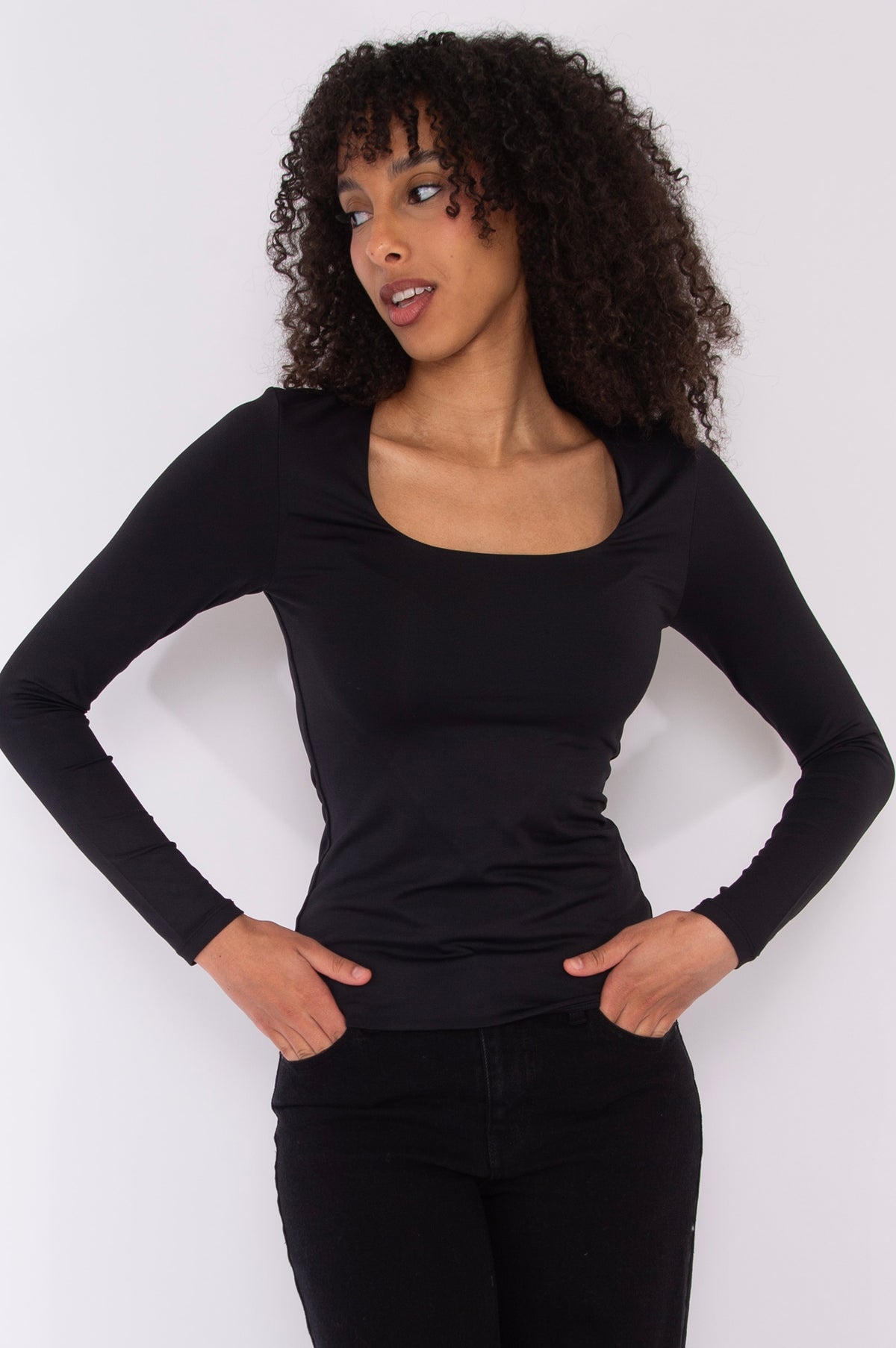 MARIANA SECOND SKIN LS SCOOP TOP