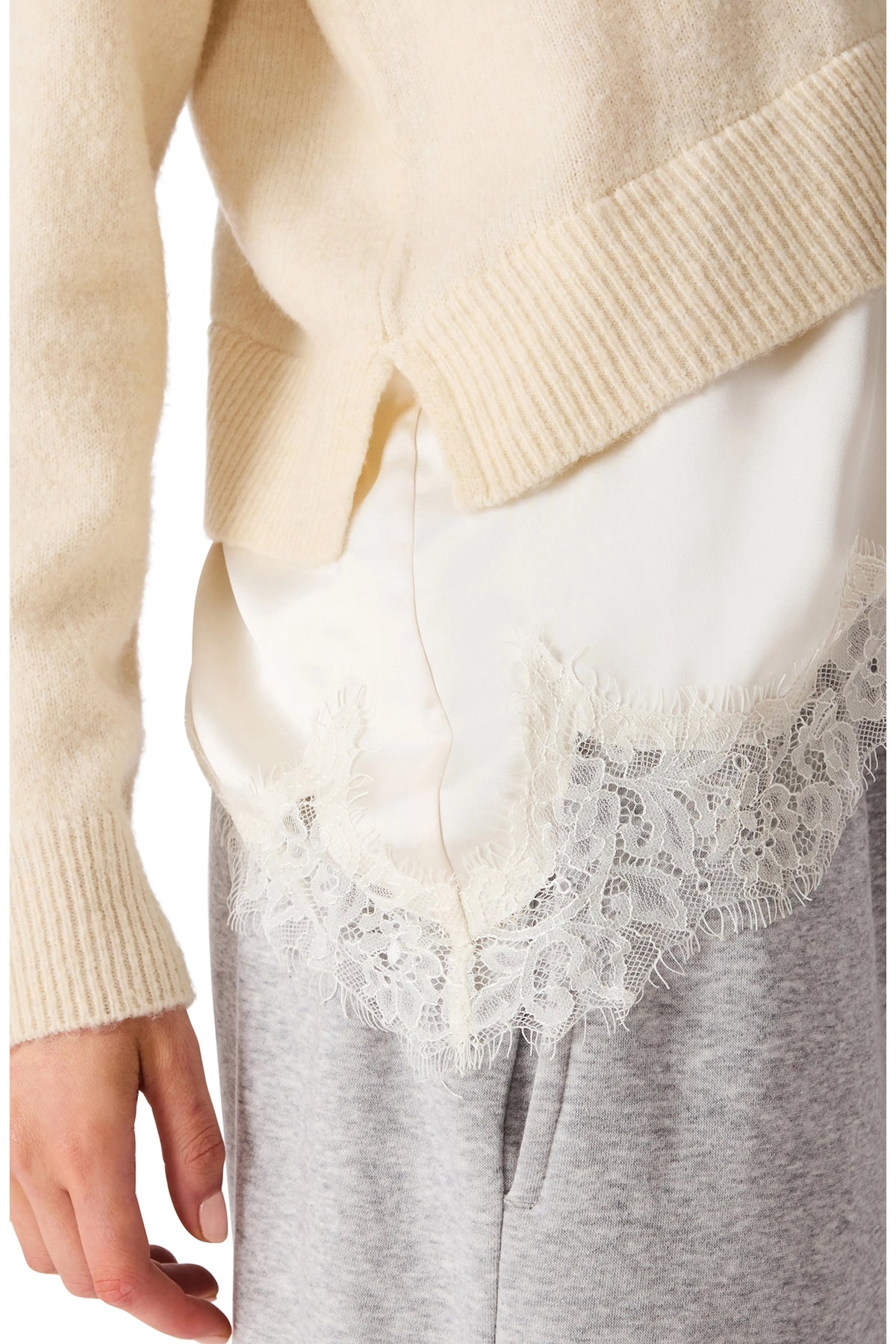 ARIES SWEATER