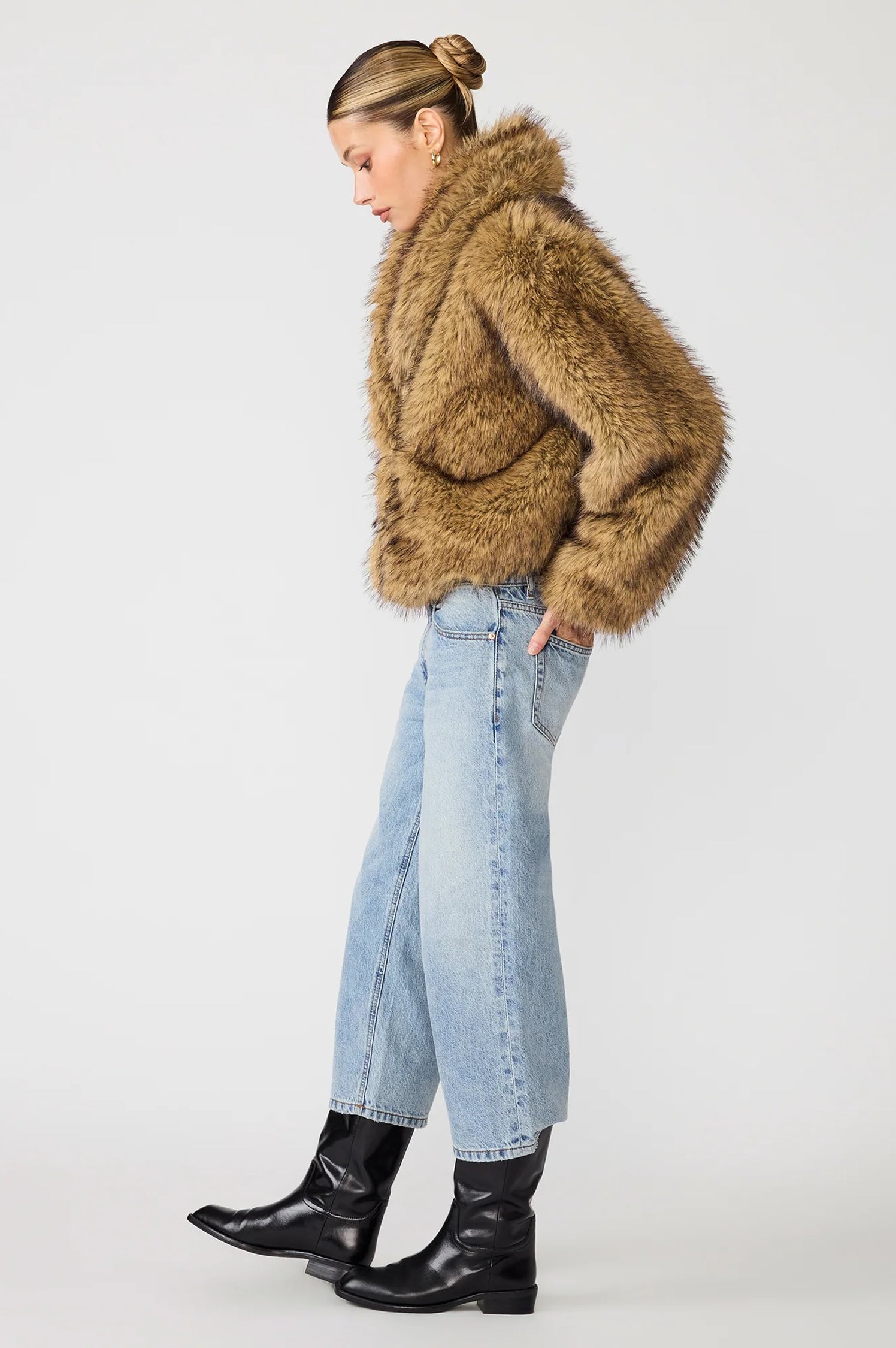 ROE COAT