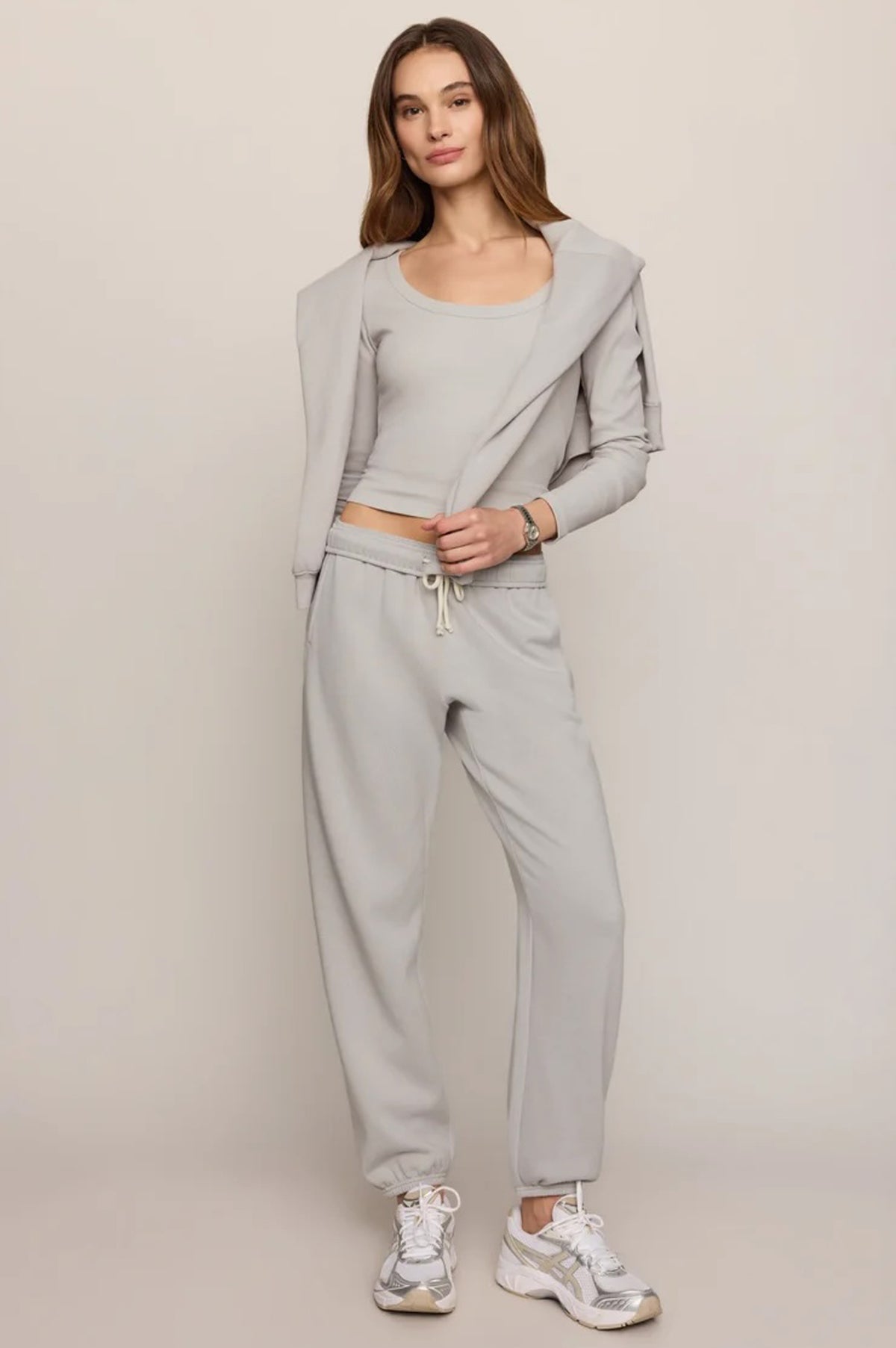 GREYSON SCOOP TEE