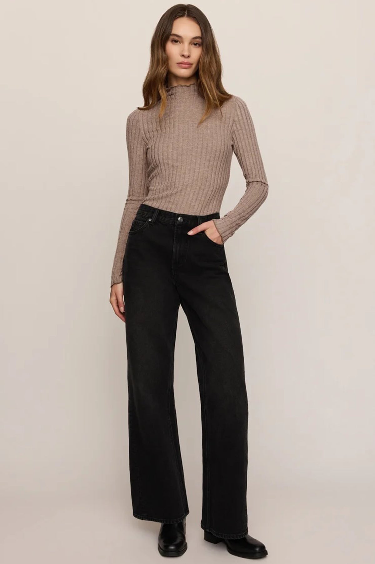 HATTIE LONG SLEEVE TOP