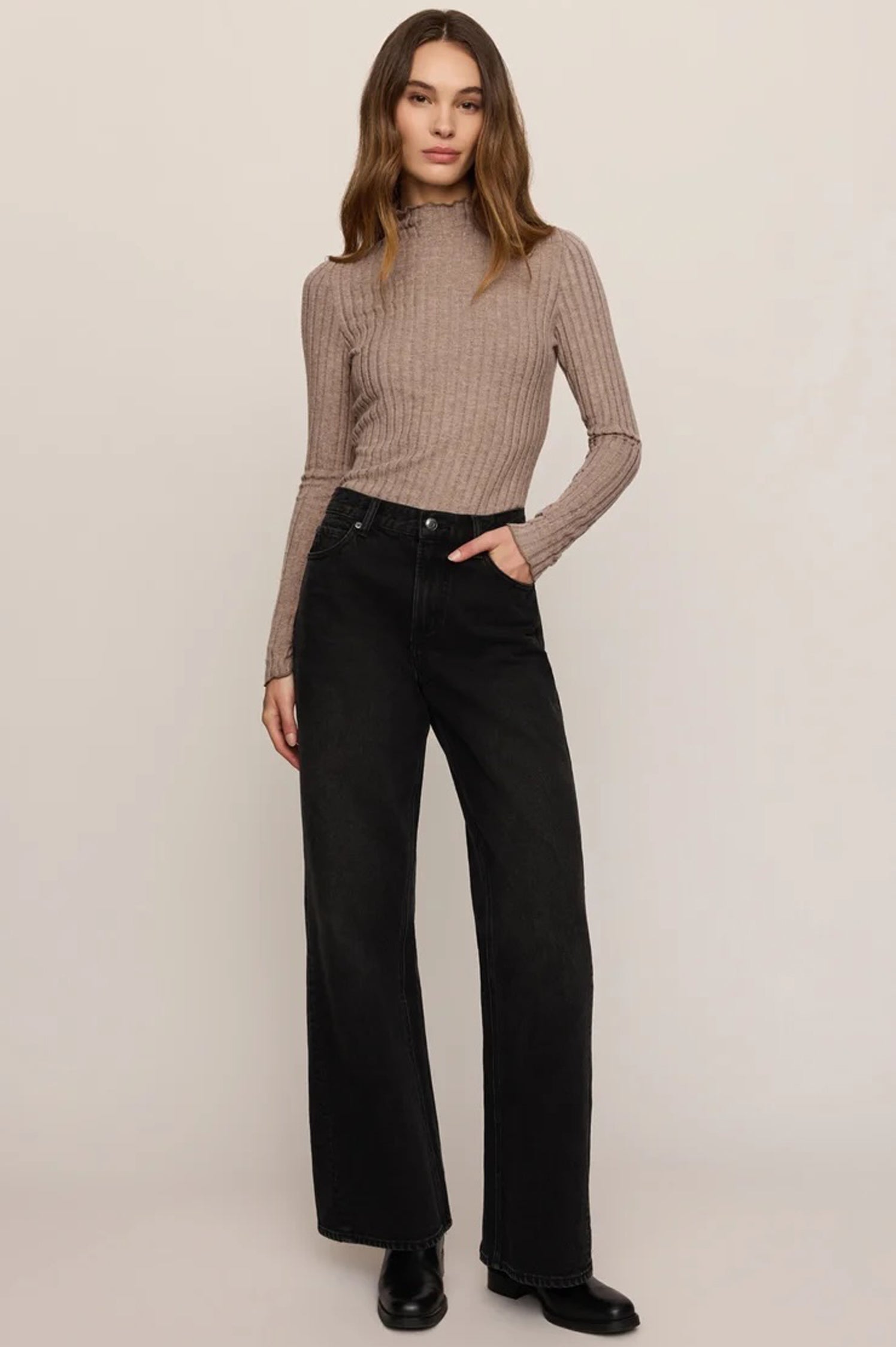 HATTIE LONG SLEEVE TOP