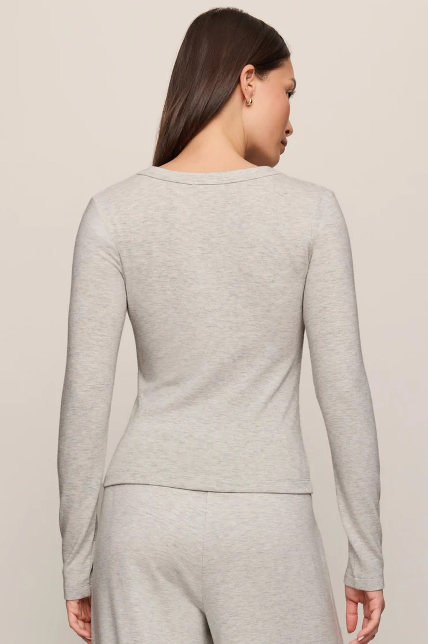 IN FLOW HENLEY TOP