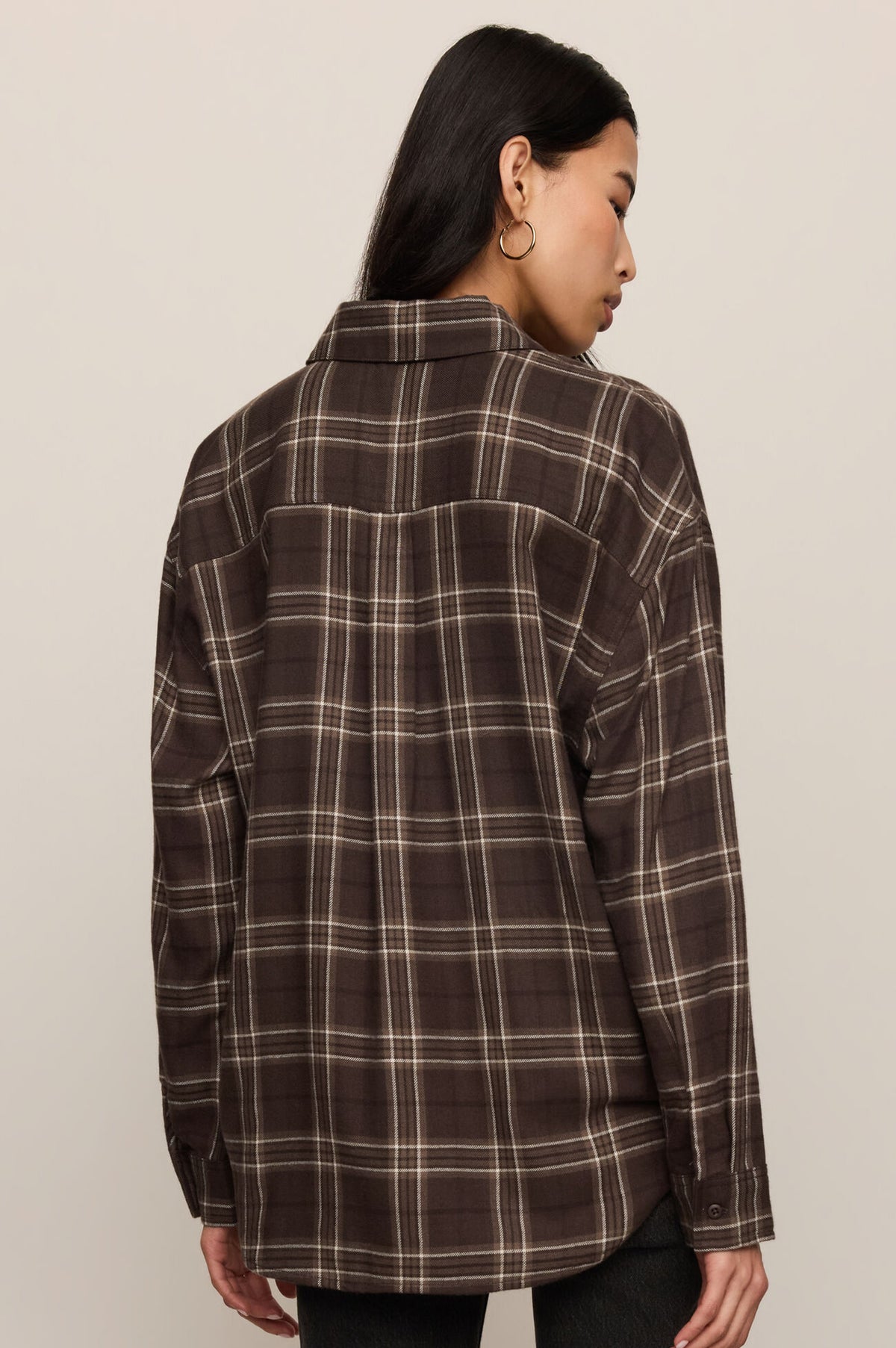 RIVER PLAID BUTTON UP